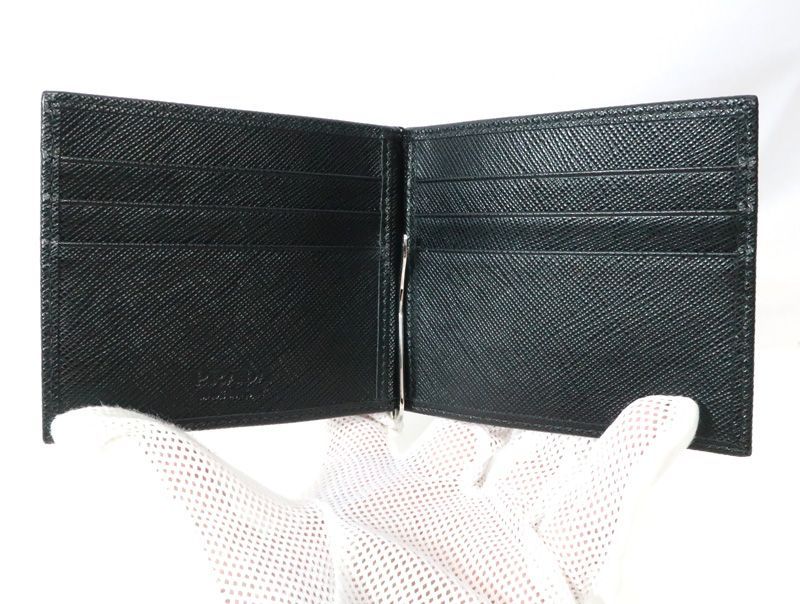 美品✨RFID内蔵 PRADA プラダ サフィアーノ マネークリップ 財布 未使用 プラダ マネークリップ RFID サフィアーノトライアングル