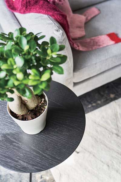 天然木 オーク化粧合板 とブラックアイアンレッグのサイドテーブル W45×D45×H51.5cm No.232 ブラック