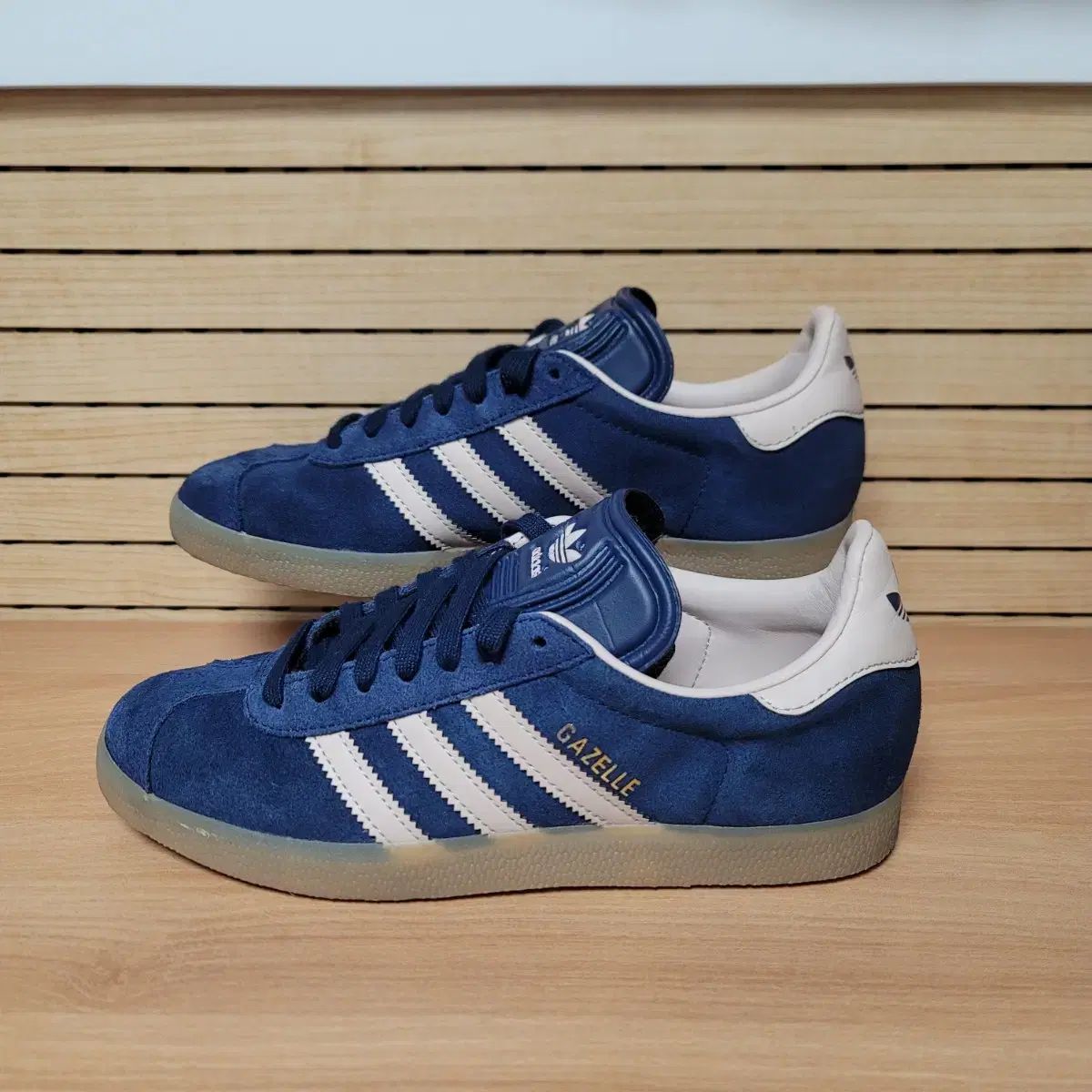 adidas(アディダス) ガゼル ナイト ネイビー インディゴ ベージュ 240