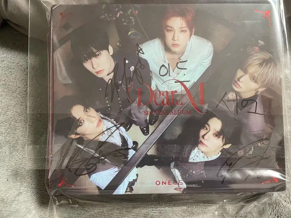 oneus アルバム サイン入り 新品 ONEUS(ワンアス) スペシャル アルバム SPECIAL アルバム