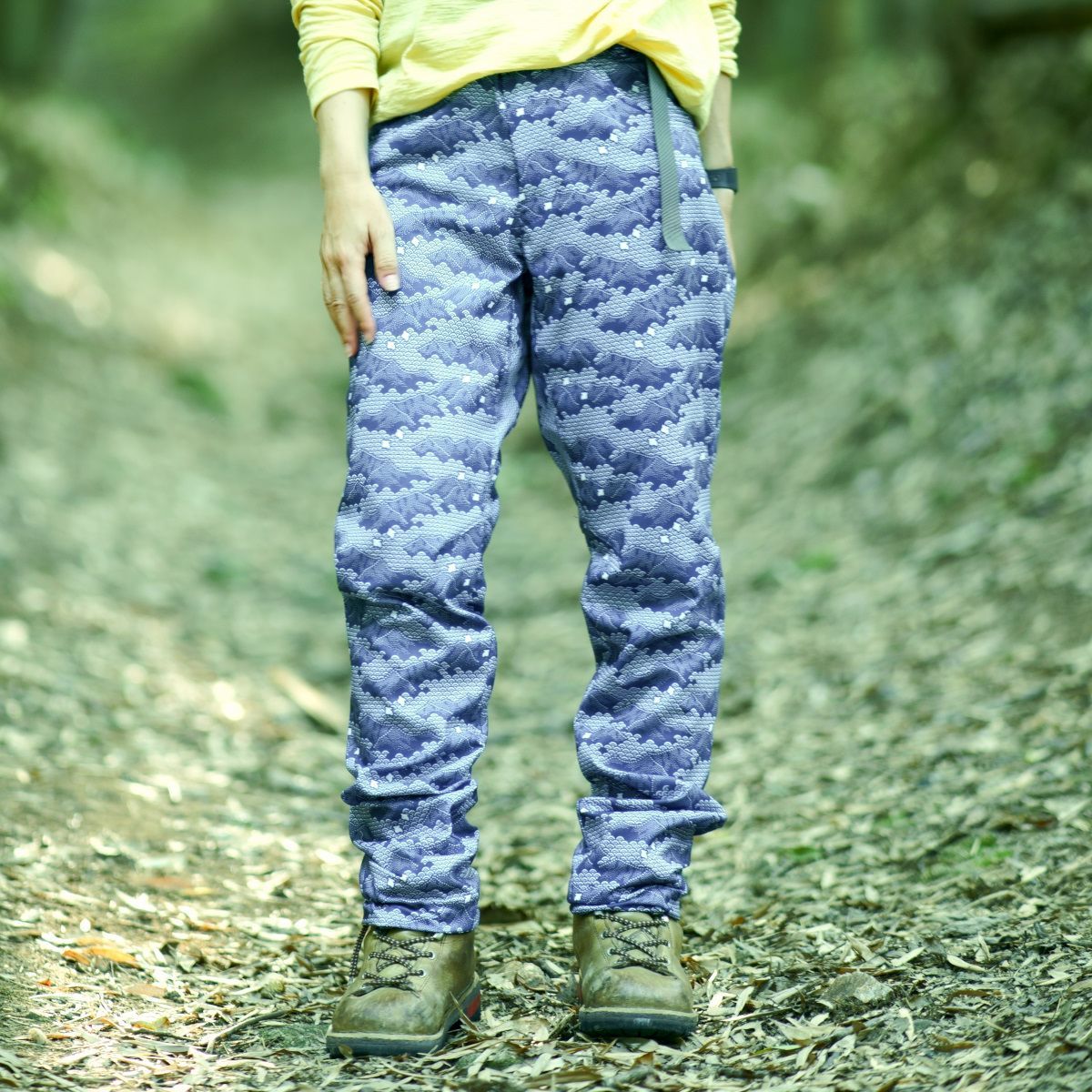 infinity peaks Monpe Climber 雲海小紋（雷鳥） ◇登山用機能性素材を