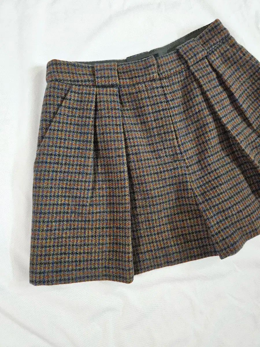 66 DEWL ハウンドトゥース チェック ショートパンツ 半ズボン