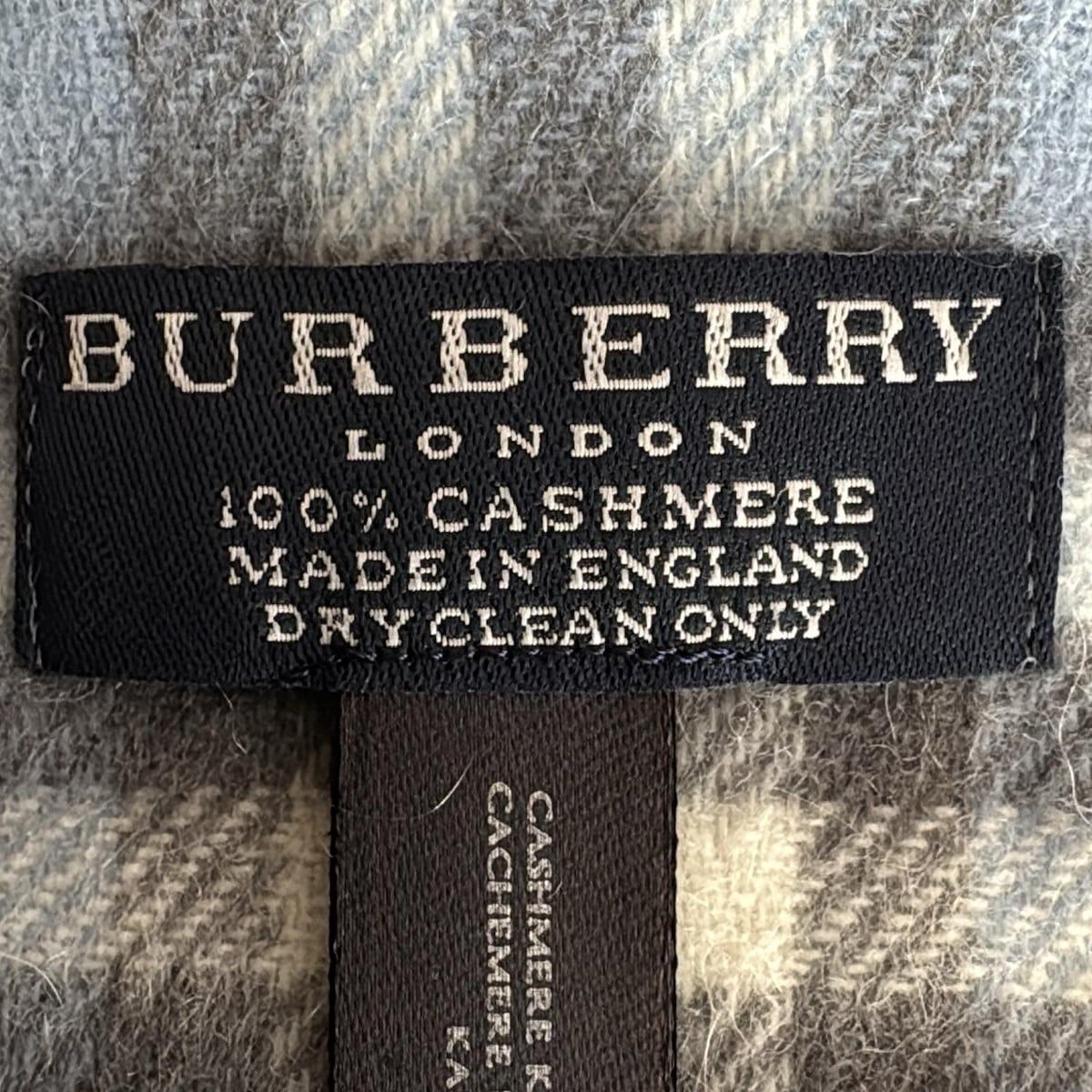【美品】BURBERRY LONDON カシミヤマフラー グレー Burberry LONDON(バーバリーロンドン) マフラー美品 - ライト