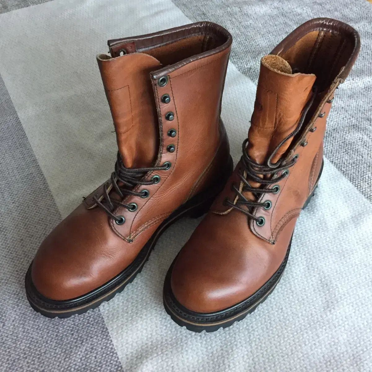 ピカチュウ ムービーポスターズ ポストカードブック 非売品 42枚セット