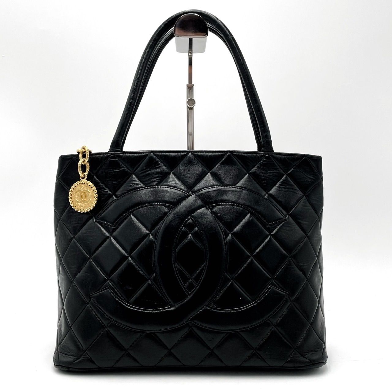 ✨希少品✨ CHANEL シャネル トートバッグ ハンドバッグ 復刻トート 