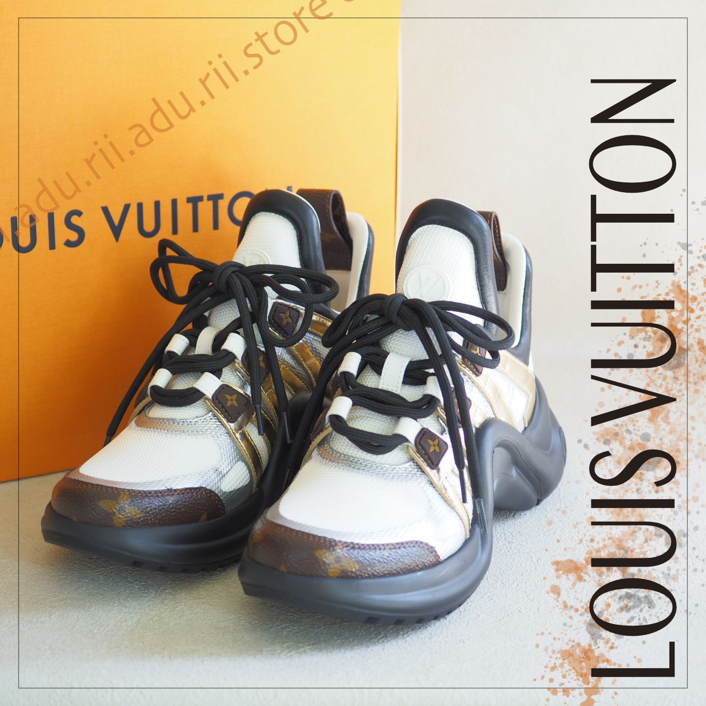 未使用極美品☆ ルイヴィトン LOUIS VUITTON LVアークライト