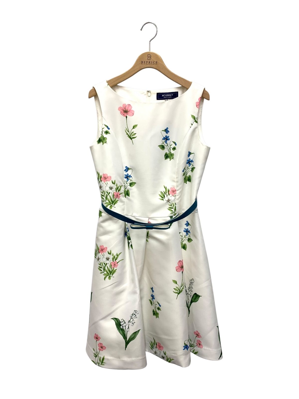 ❣️美品❣️エムズグレイシーワンピース40サイズドッドとお花柄 ❣️美品❣️エムズグレイシーワンピース40サイズドッドとお花柄