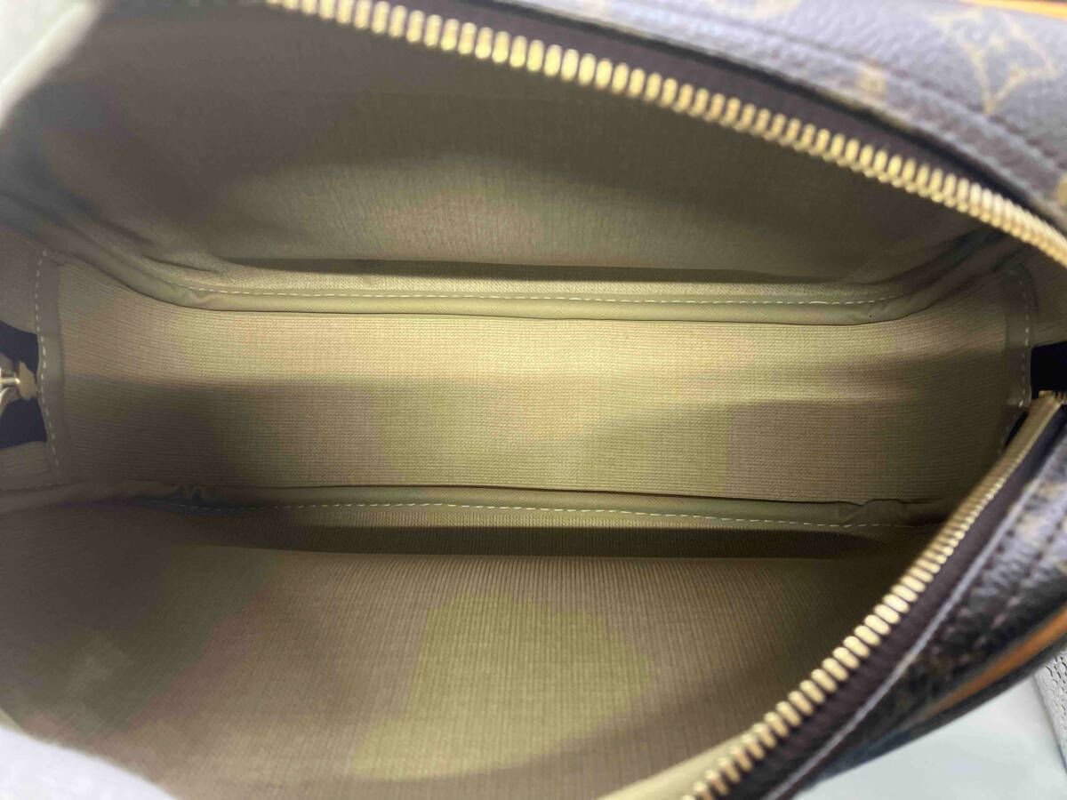 VUITTON