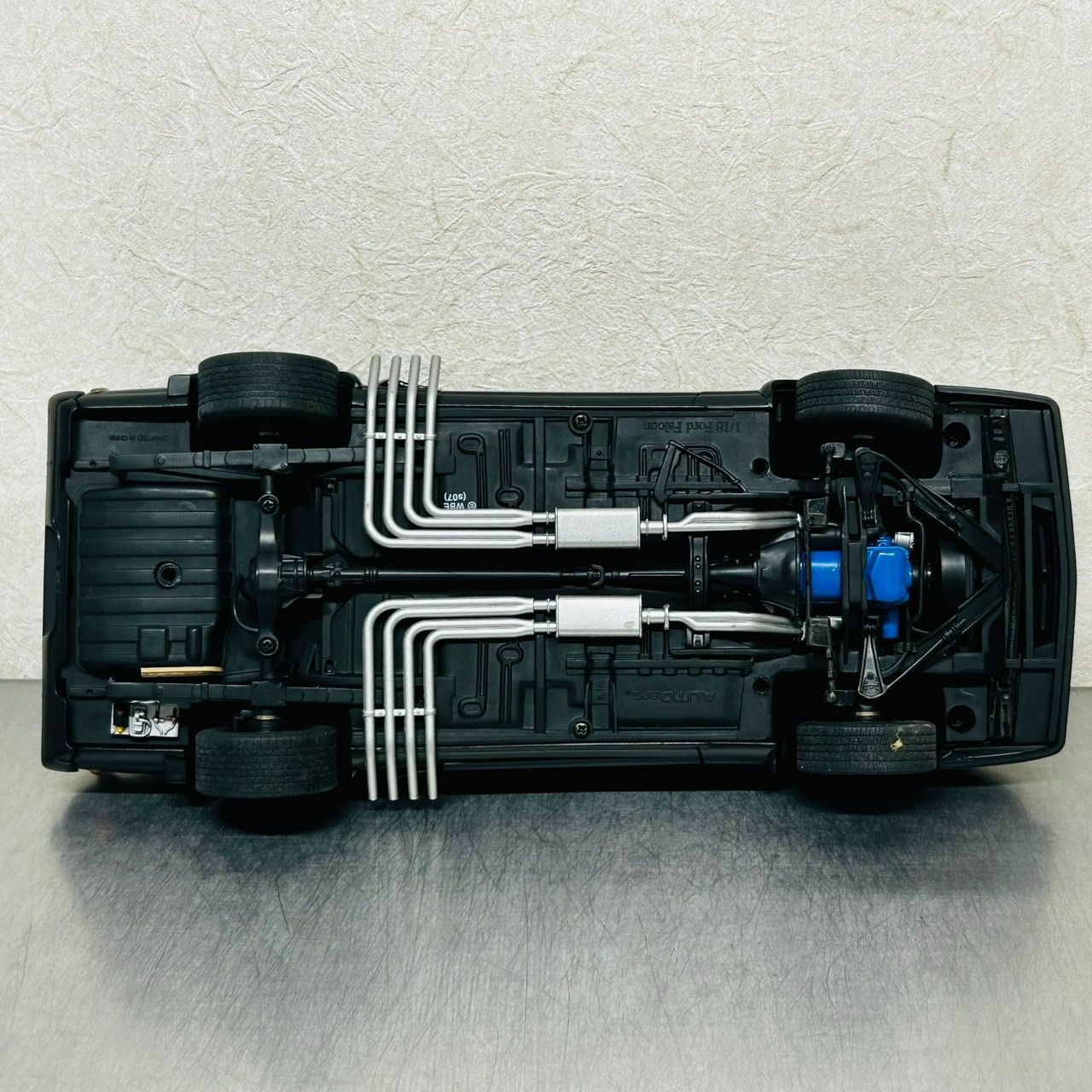 AUTOart 1/18 マッドマックス 2 インターセプター 車 ミニカー