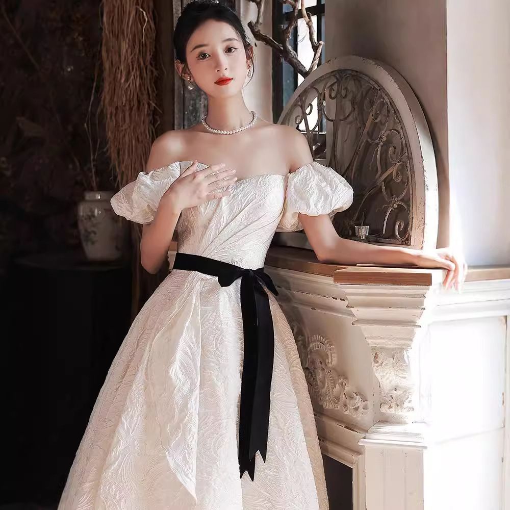 レディース サテン ホワイト 晩礼服 ドレス 軽奢 小众 フレンチスタイル プリンセス 婚礼 ドレス 普段使い可 夏