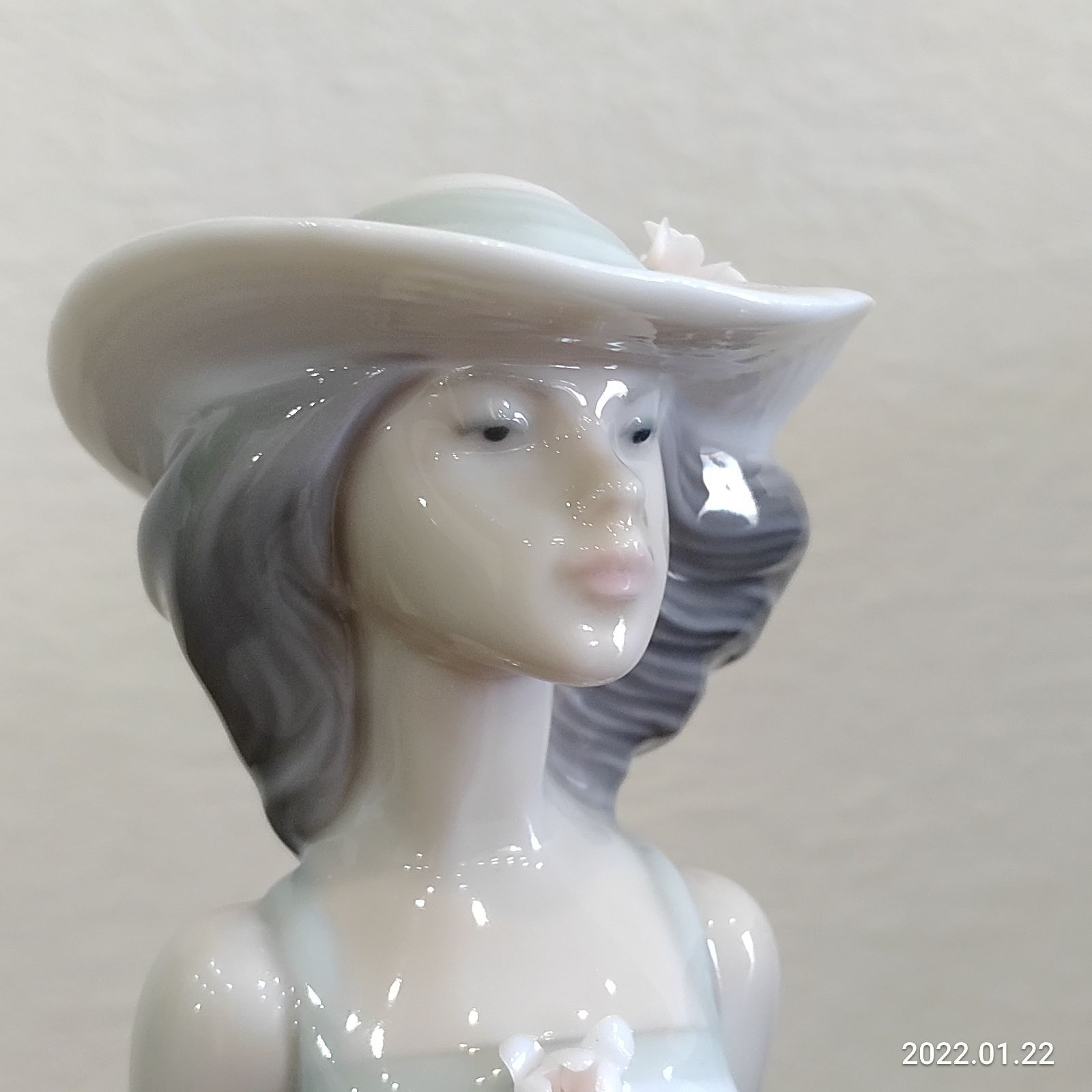 リヤドロ 5644 『少女スーザン』 LLADRO フィギュリン/インテリア置物