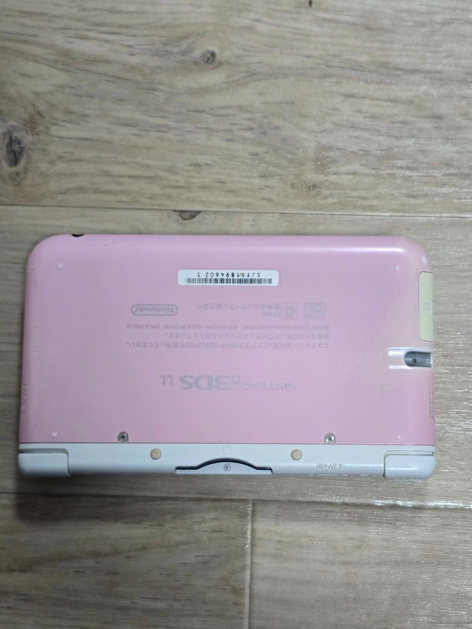 ピンク×ホワイト