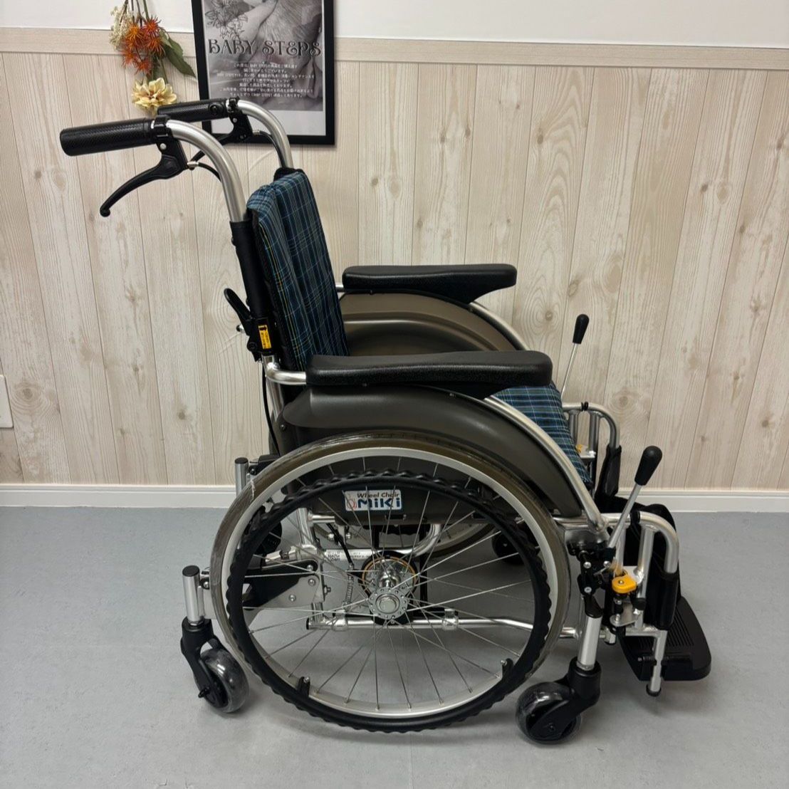 コンパクト車椅子