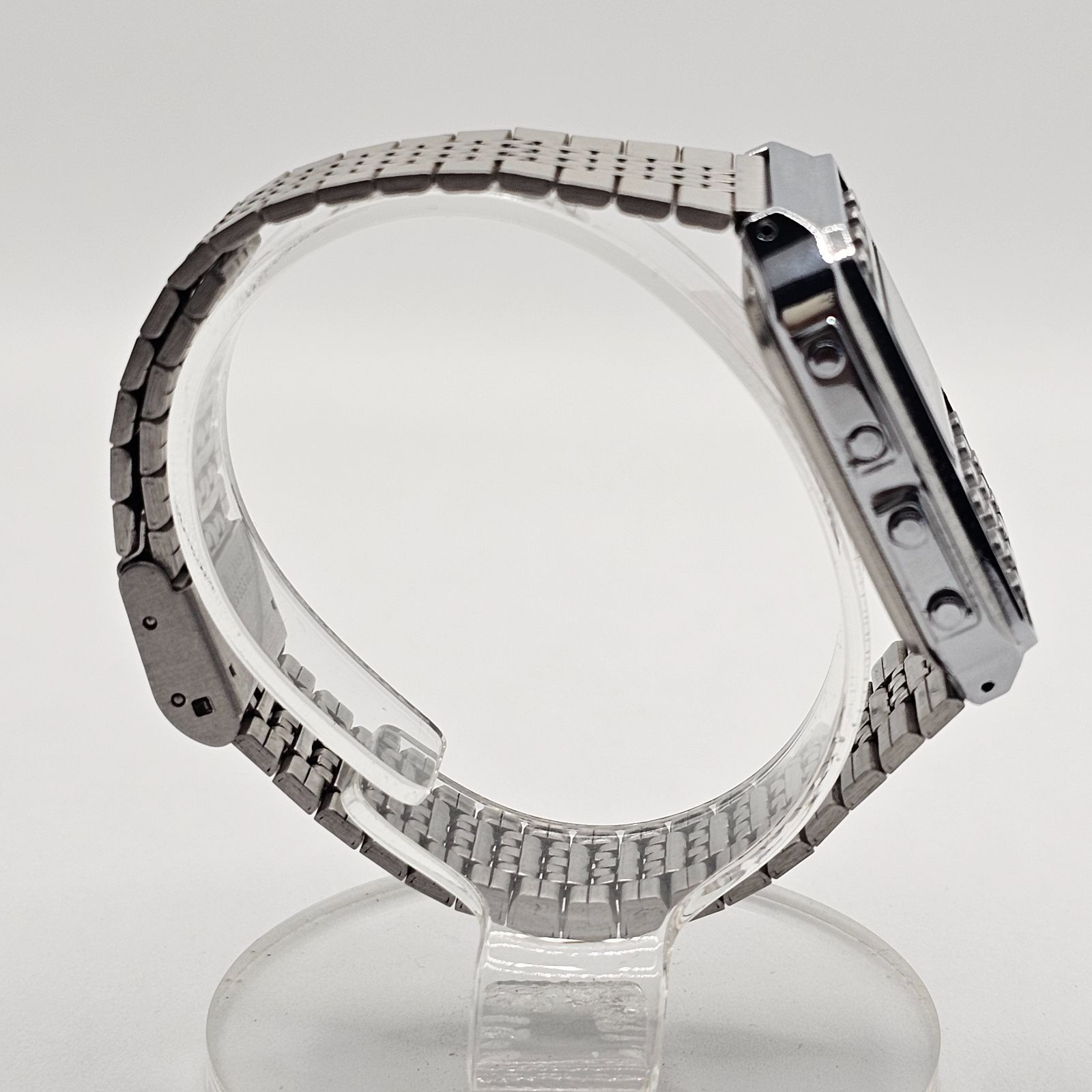 【希少】CASIO CD-401 データバンク ヴィンテージ計算機付腕時計 希少】CASIO CD-401 データバンク ヴィンテージ計算機付腕時計