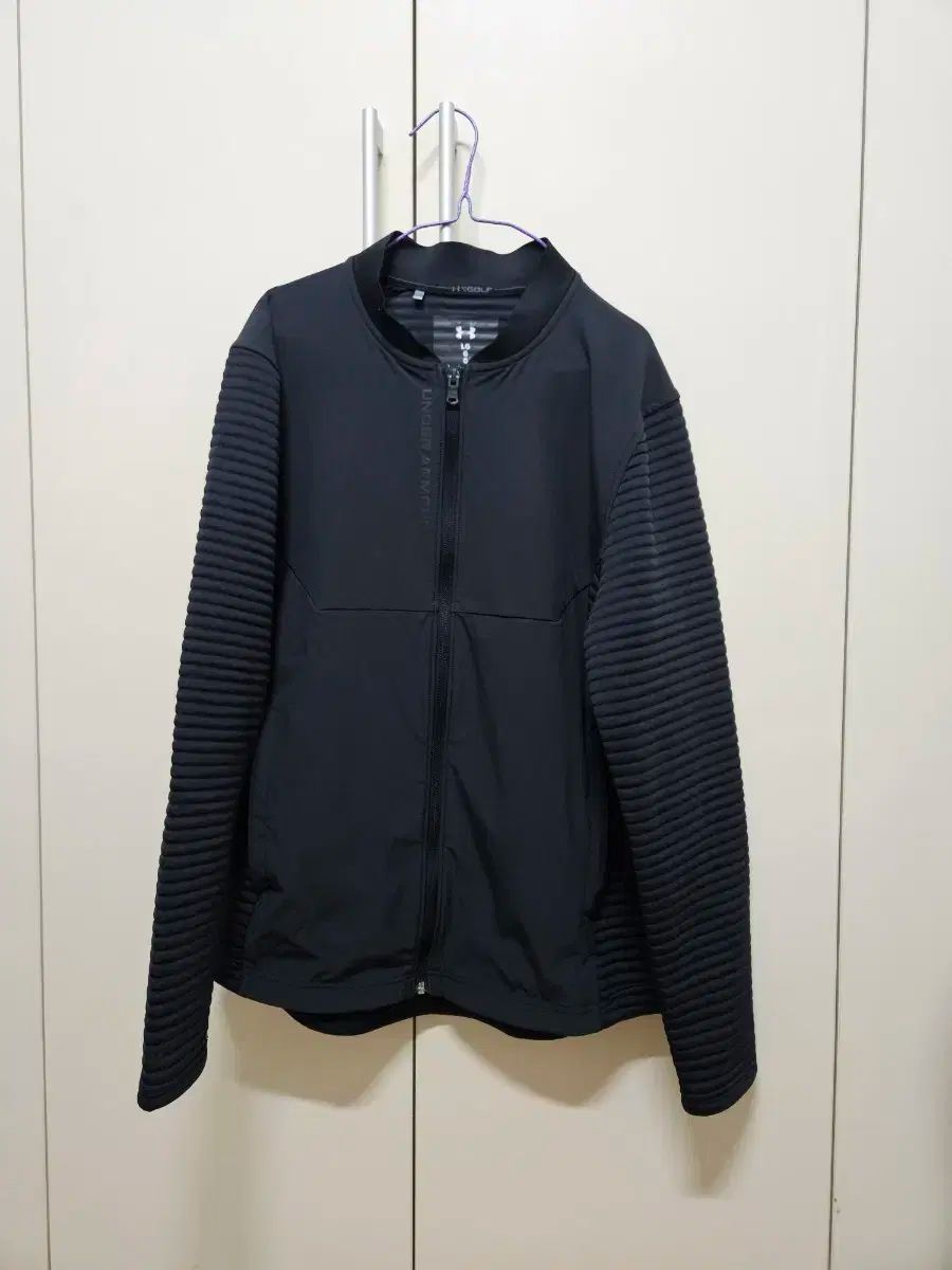 【雷市場（ポンジャン）商品韓国直送】 UNDER ARMOUR(アンダーアーマー ) ゴルフ メンズ クアルティングジャンパー 正規品 サイズ 100