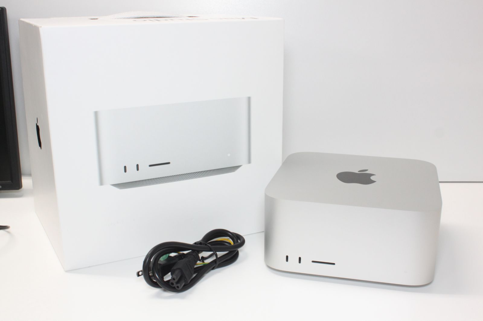 Mac Studio 2025 512GB|32GB MJMV3J|A ④