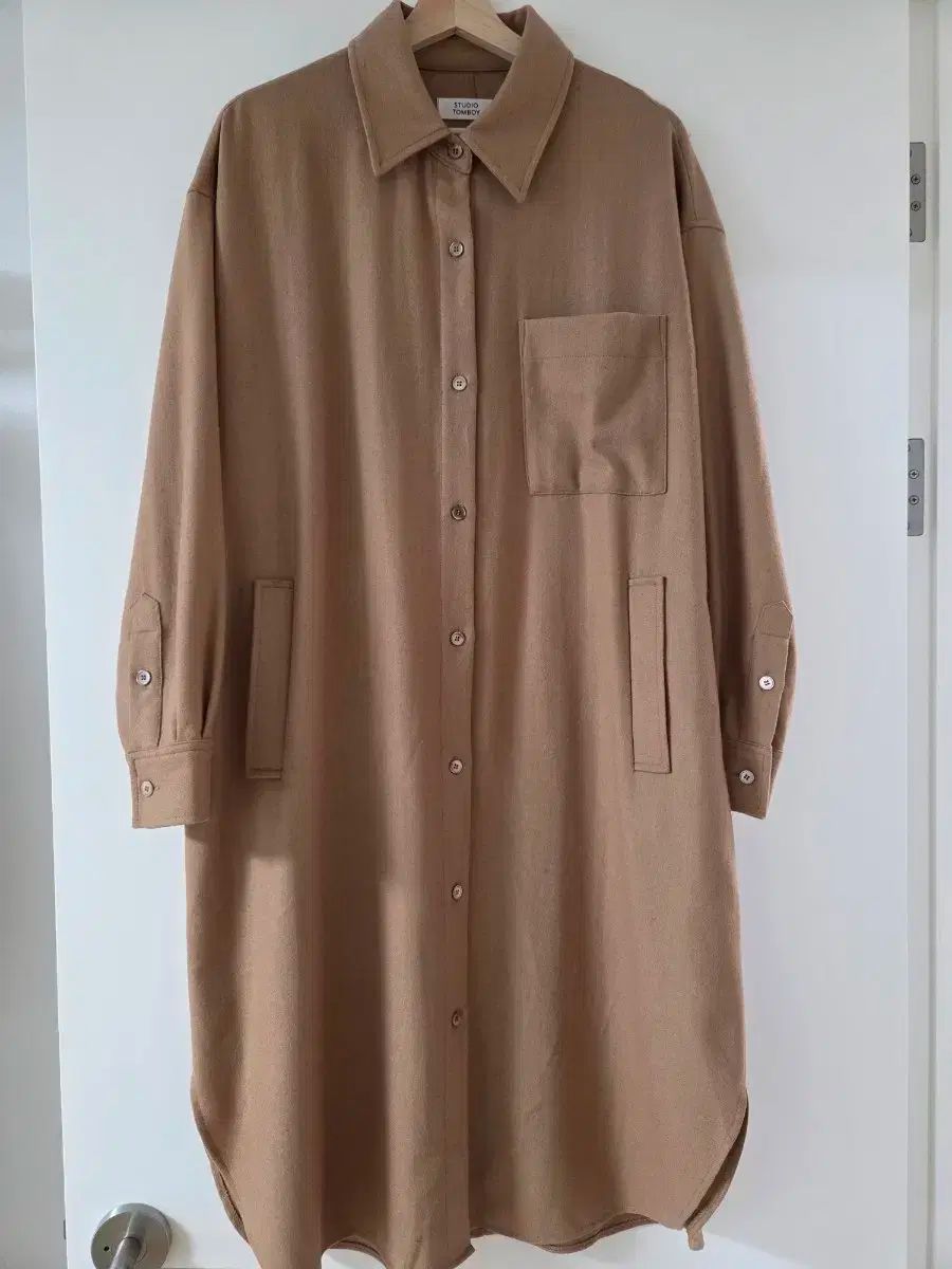 STUDIO TOMBOY スタジオトムボーイ シャツ ロング丈ワンピース