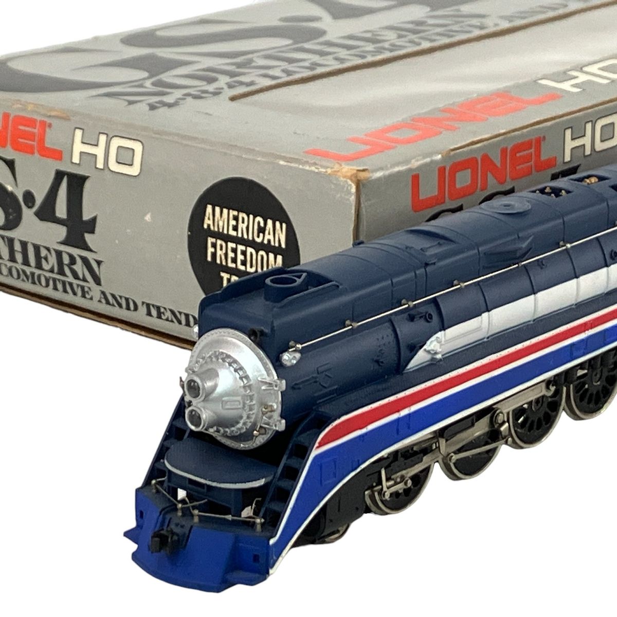 LIONEL GS-4 蒸気機関車 NORTHERN 4.8.4 LOCOMOTIVE AND TENDER アメリカン フリーダム トレイン塗装 HOゲージ 鉄道模型 N10415559