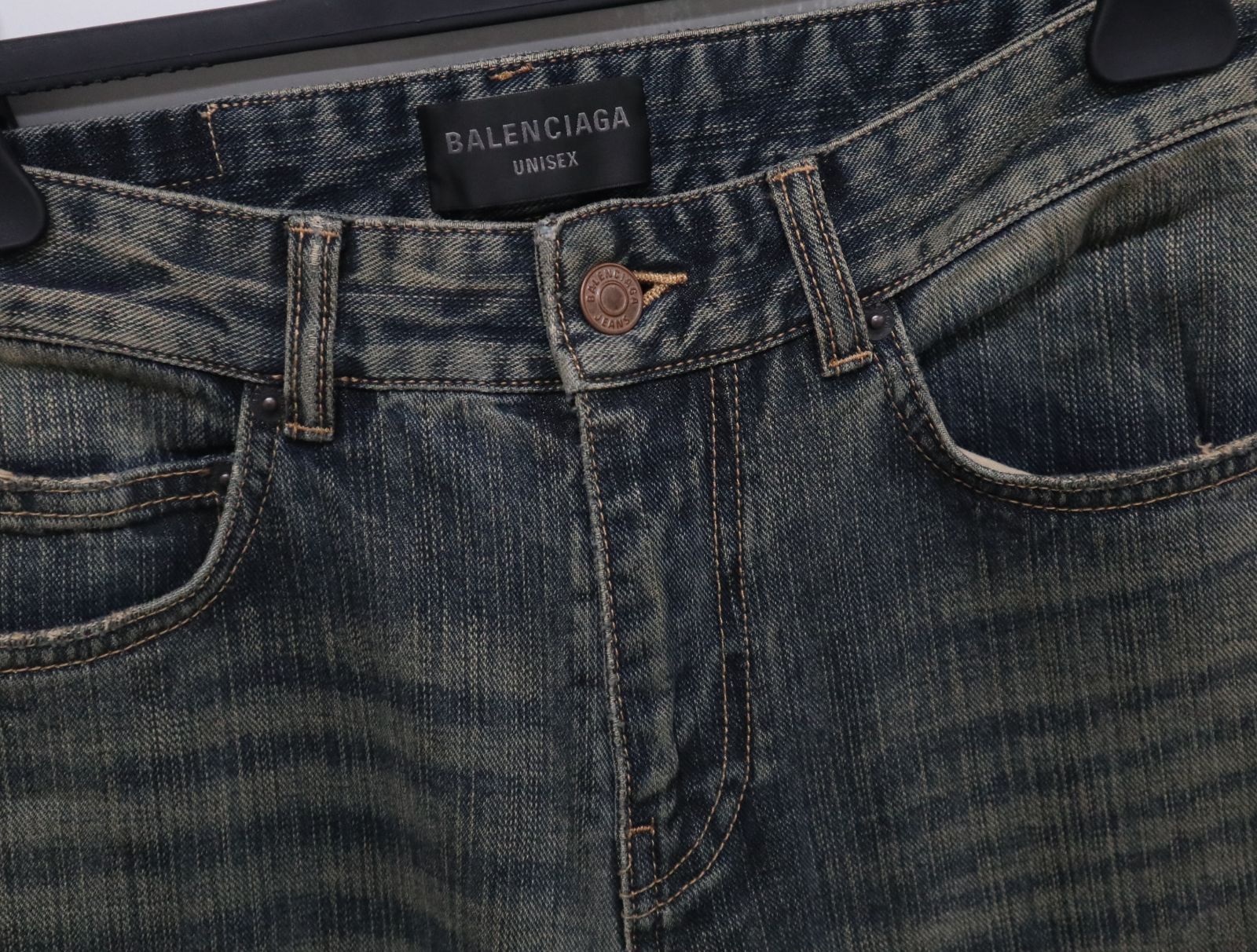 BALENCIAGA バレンシア　ウォッシュドブーツカットデニム 23AW】BALENCIAGA Bootcut ブーツカット デニム ジーンズ (BALENCIAGA