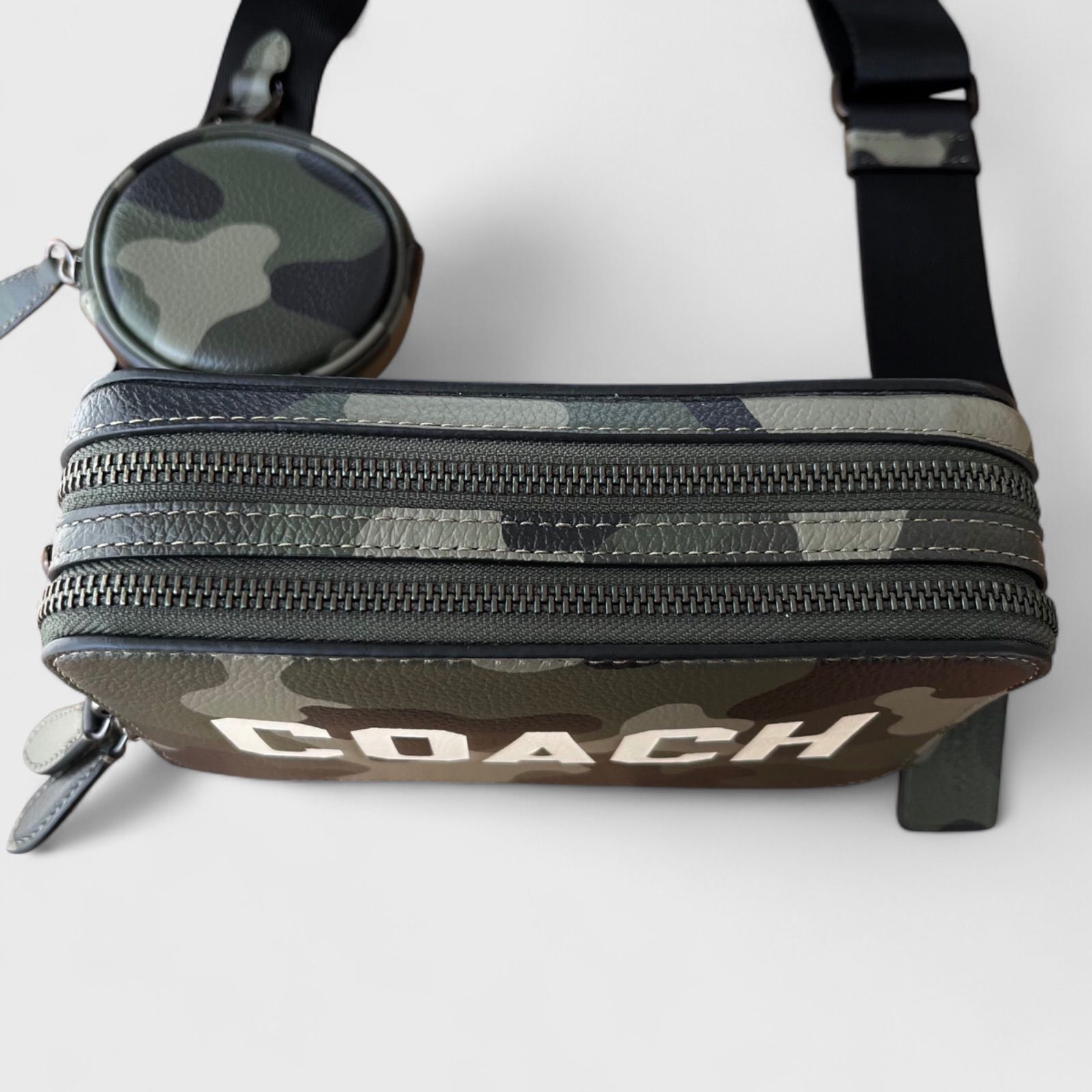 現行モデル 美品 コーチ チャーター クロスボディ カモフラ ショルダー