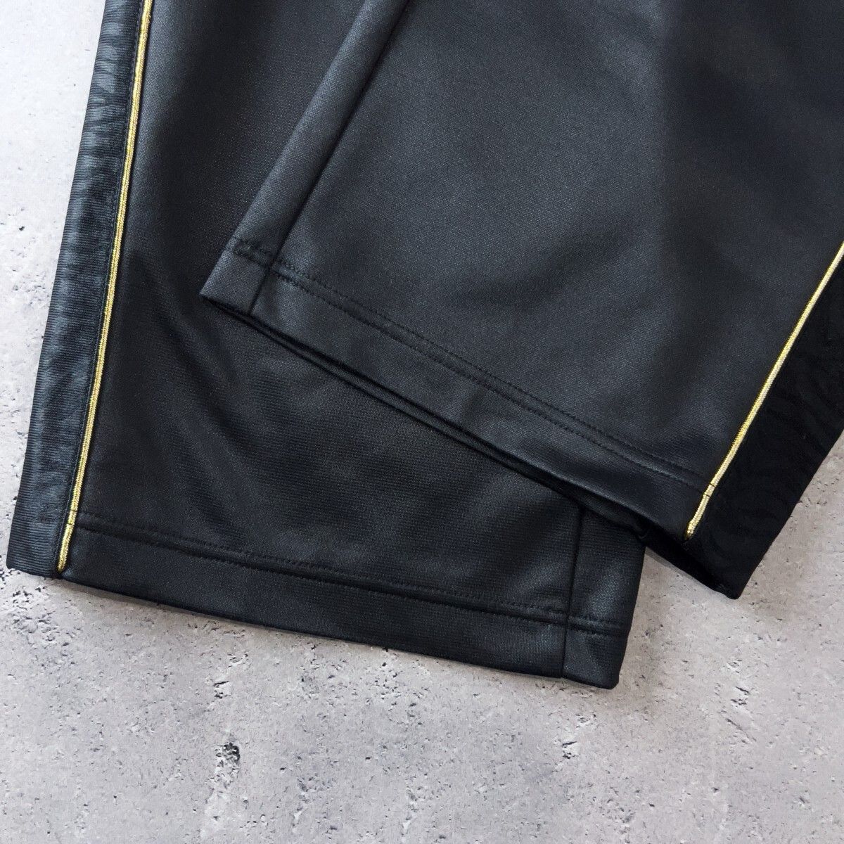 大人気! Champion × 魔裟斗 チャンピオン フーディ ジャージ