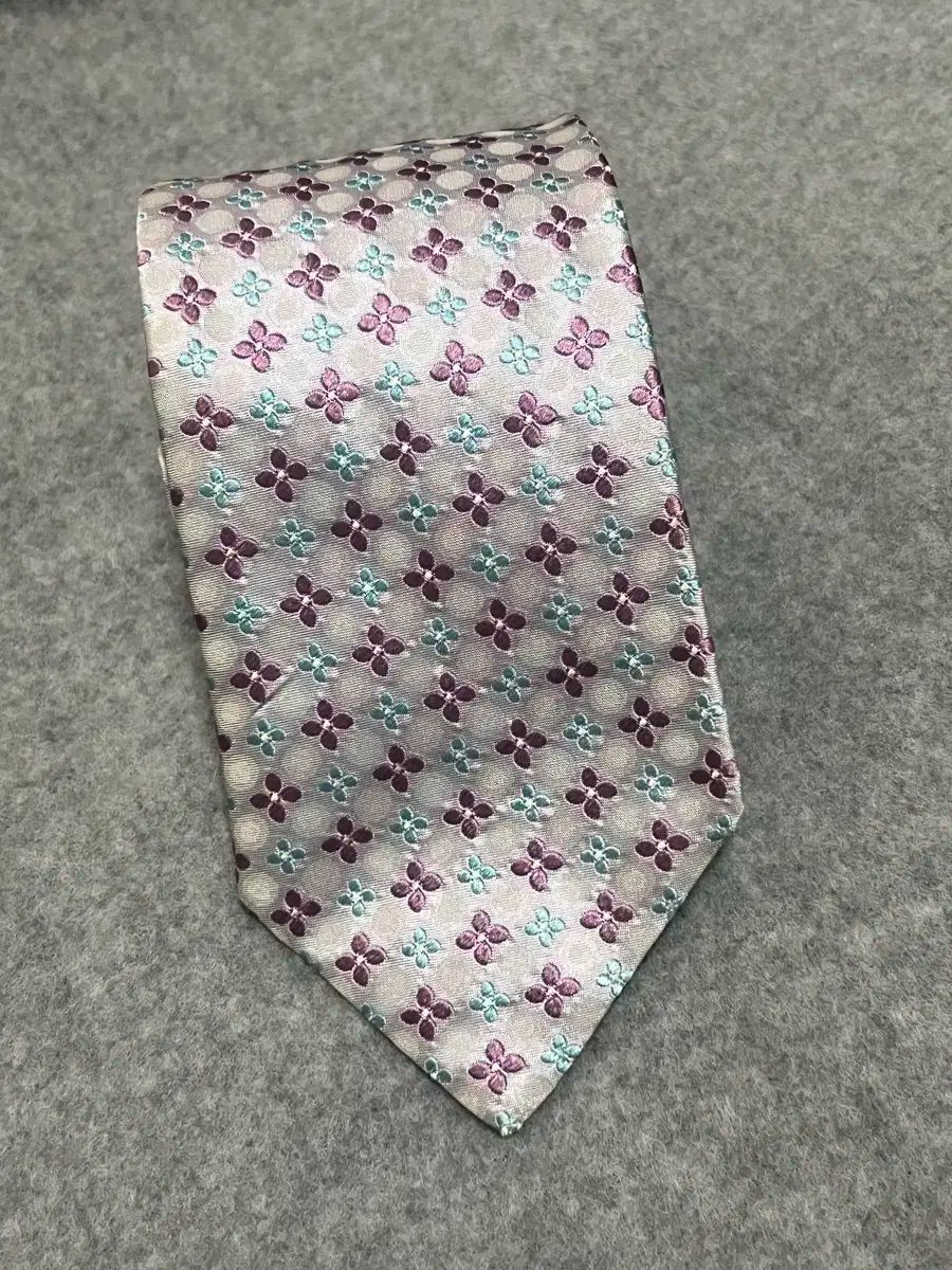 Paul Smithポールスミスのネクタイ　送料無料　シルク100% 楽天市場】【未使用品】Paul Smith ポール スミス ポールスミス