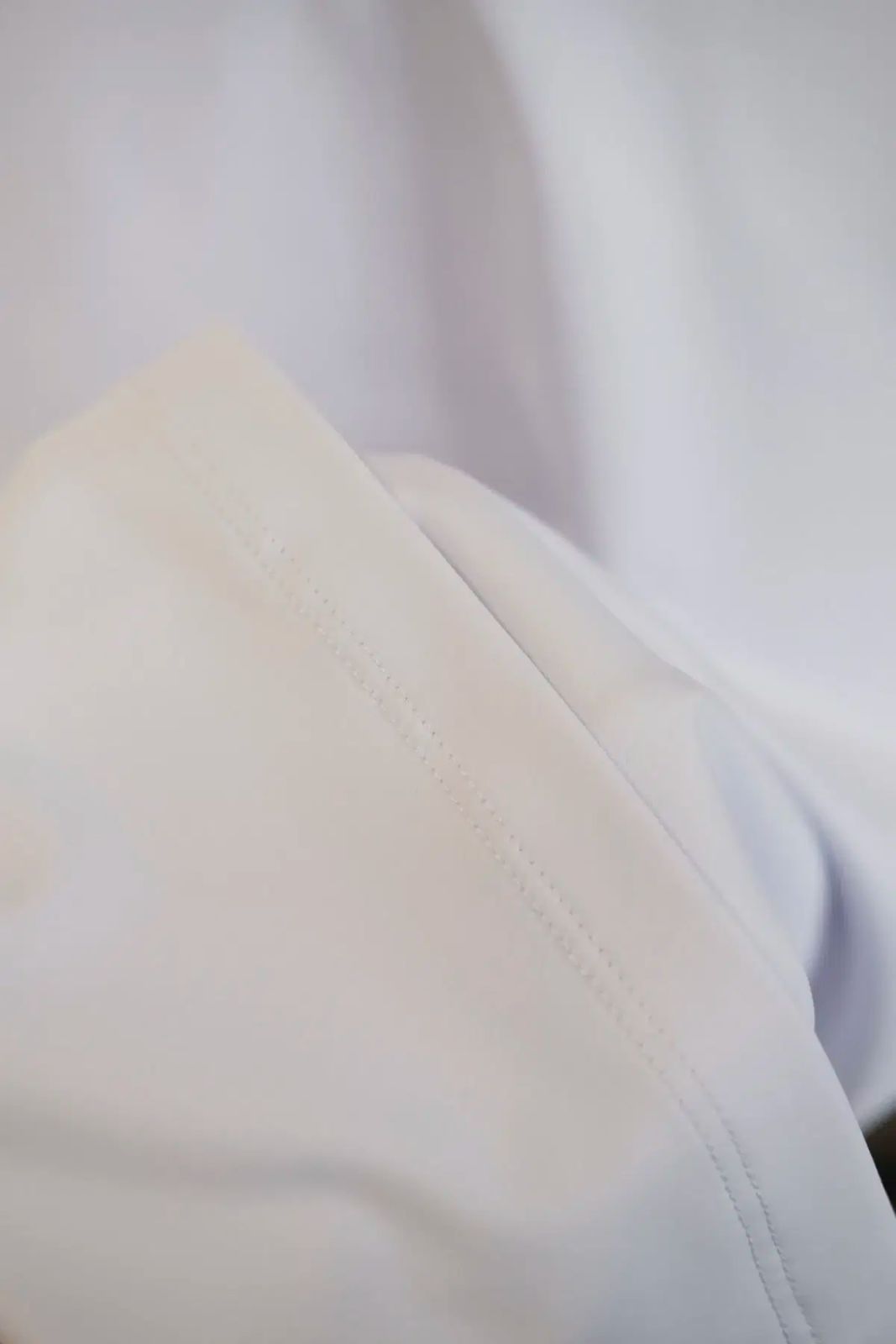 豊富な品揃え。 商品 レディースゴルフウェア G FORE ジーフォア 機能性 長袖Tシャツ 3 レディース ヨサン 024