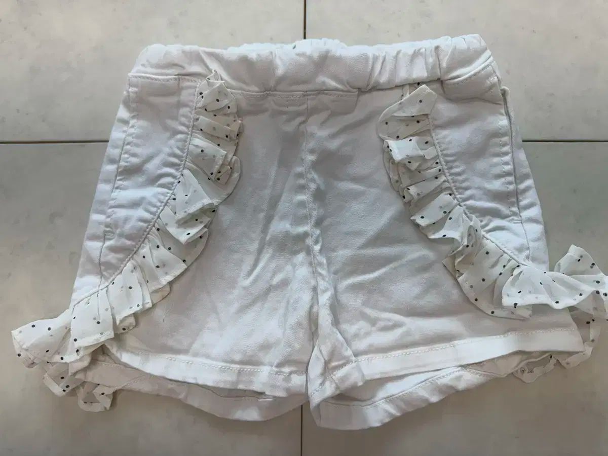 ｜ ボトムス 半ズボン - キッズ 子供服 パンツ 子供服のセレクトショップ メルカリ 女の子 まとめ売り ズボン 90女の子ズボンまとめ売り 12＋1本 日本未発売 製品染めショーツ
