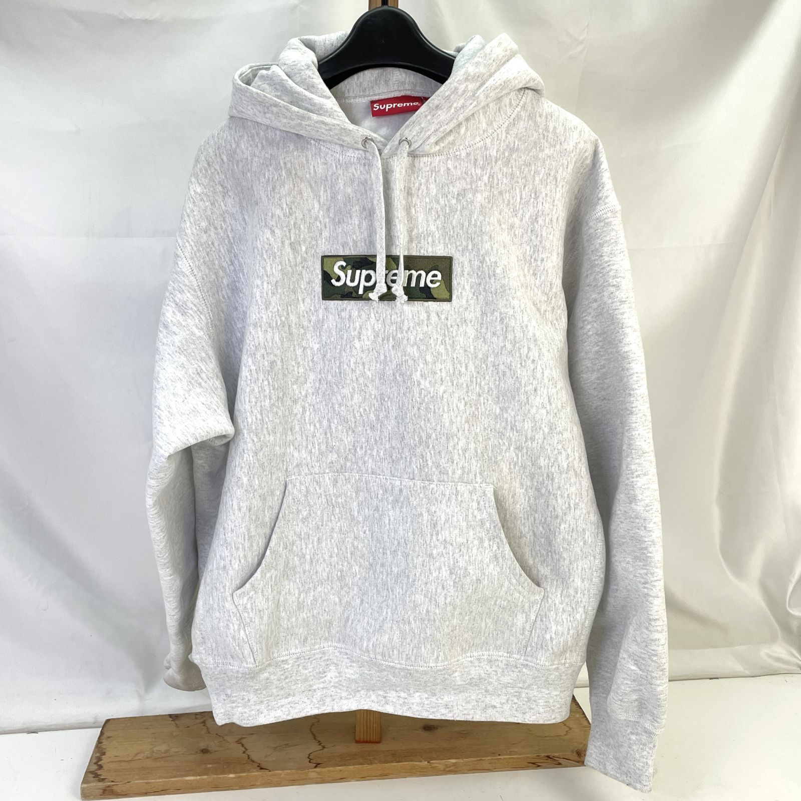 シュプリーム　パーカー　M 01m2335 Supreme シュプリーム 2023AW BOX LOGO Hooded