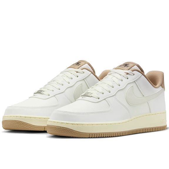 [ナイキ] エア フォース 1 '07 LV8 [AIR FORCE 1 '07 LV8] サミットホワイト/サミットホワイト/ベージュ FZ5225-100  