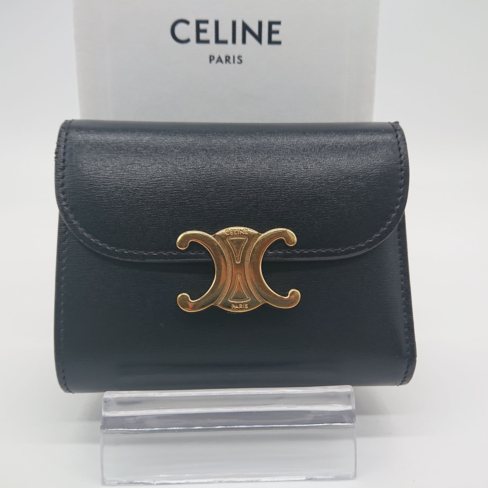 ✨極美品　正規品✨セリーヌ　三つ折り　トリオンフ　スモールフラップウォレット CELINE（セリーヌ） [新品/正規ラッピング済] 財布 ミニ 三つ折り