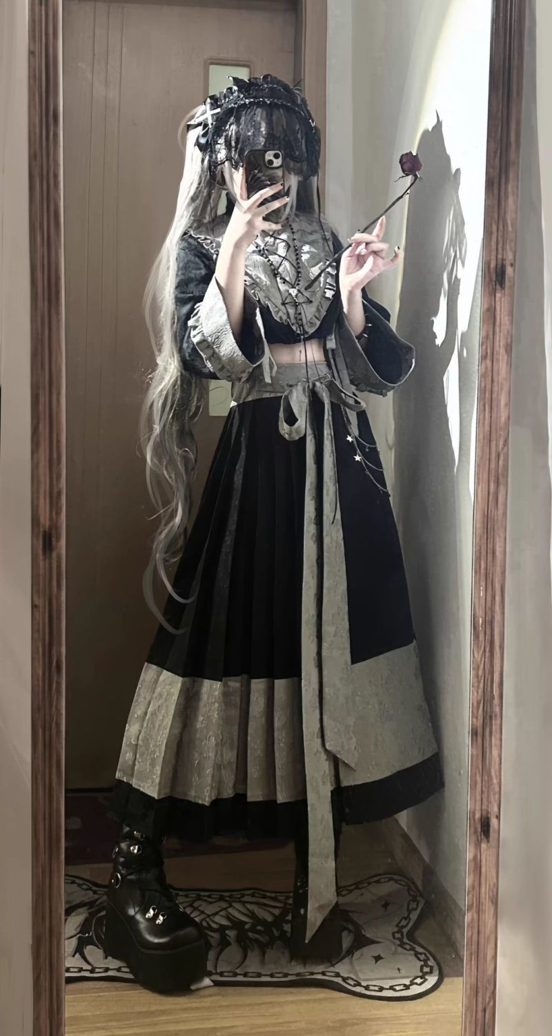 ダークゴシック ステージ衣装