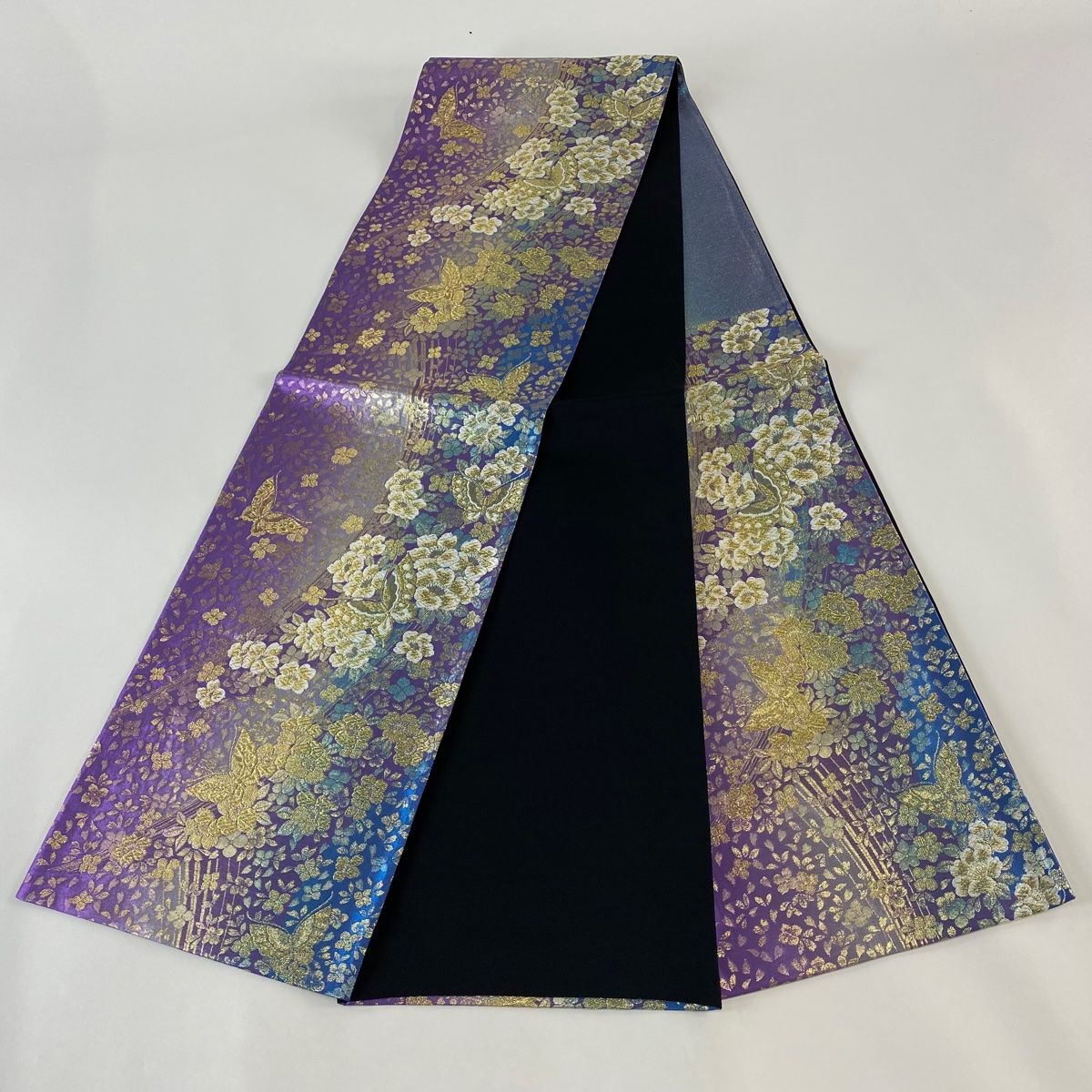 (最終市) No.2406 未使用シリーズ正絹菱縞箔袋帯　超美品 袋帯 美品 秀品 波 段縞 金銀糸 箔 灰白 六通 正絹｜中古・古着