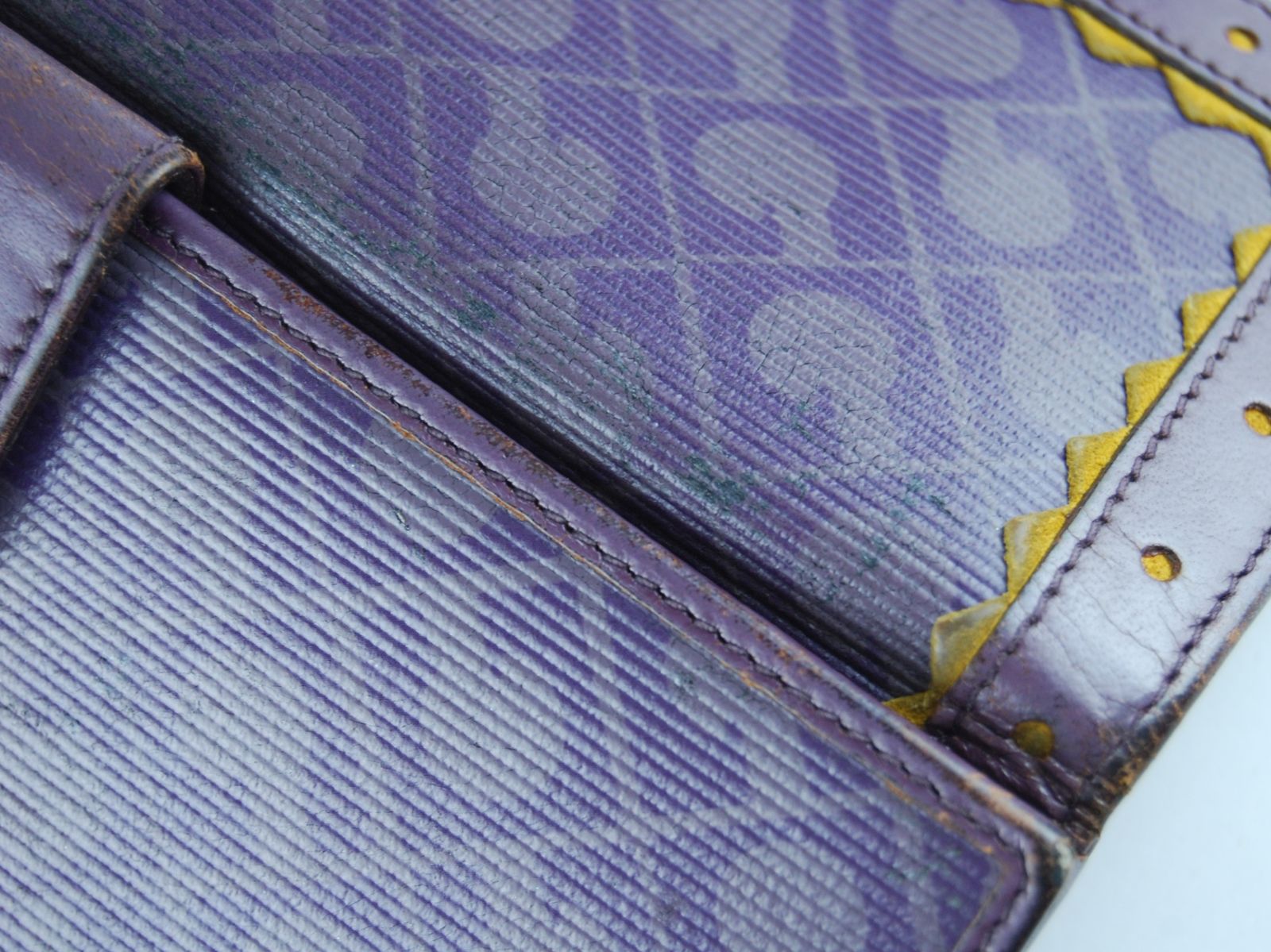 未使用級　GHERARDINI ゲラルディーニ　パープル　長財布 GHERARDINI - ゲラルディーニ ☆ ソフティ L字 ファスナー 長