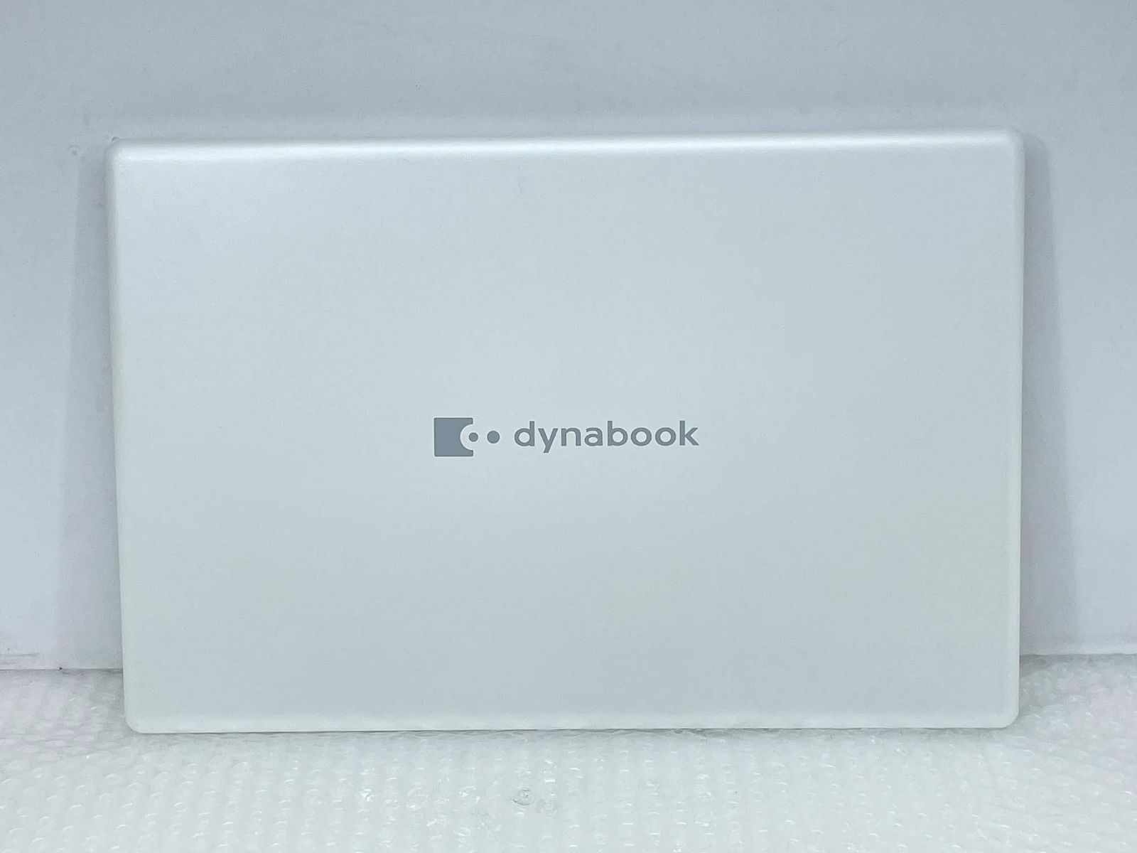 ジャンク】 東芝 TOSHIBA dynabook P2-Y6UB-EW Core i3 10世代シール