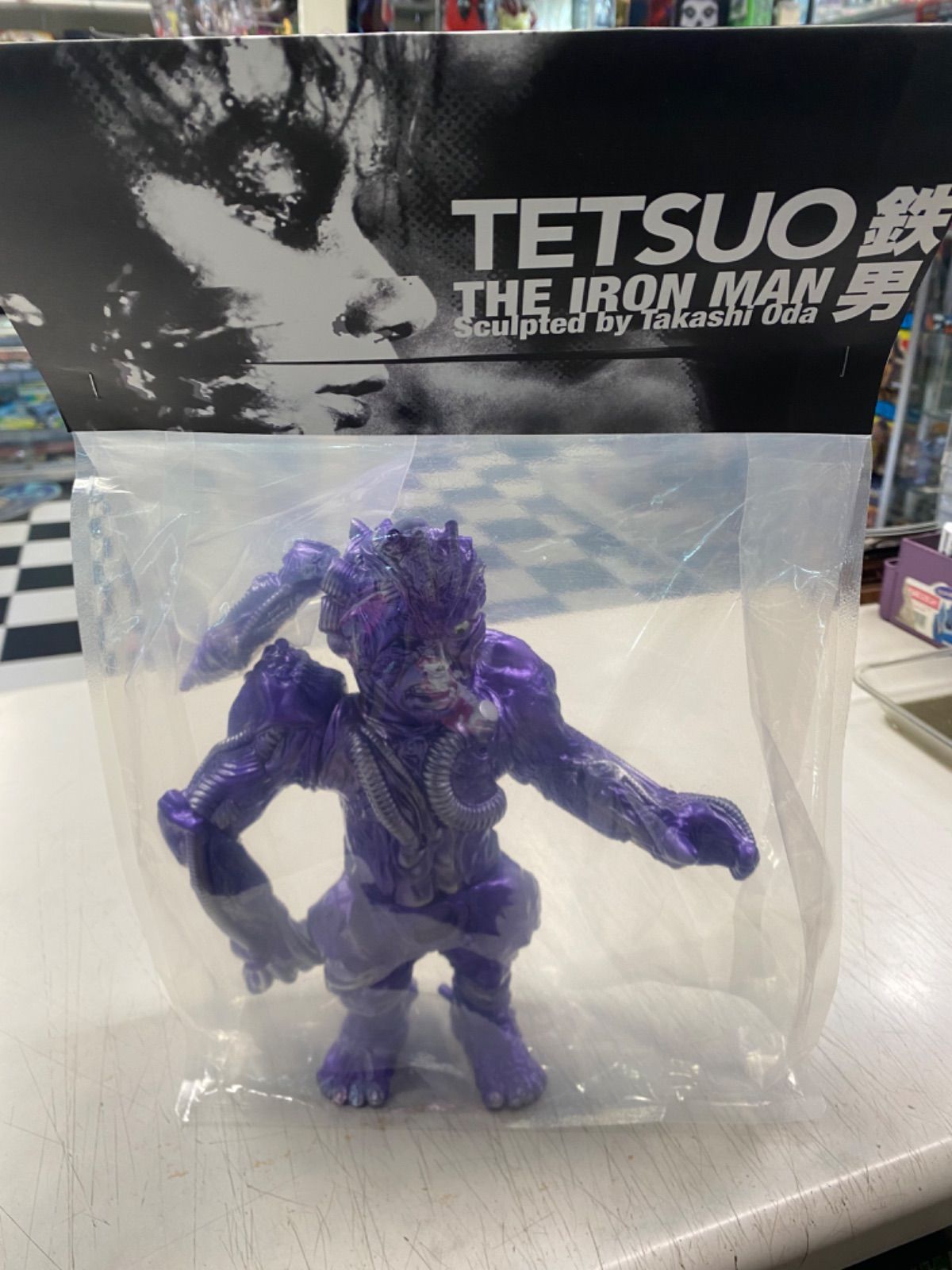 アンボックス・インダストリーズ 鉄男 ソフビフィギュア （メタリック  