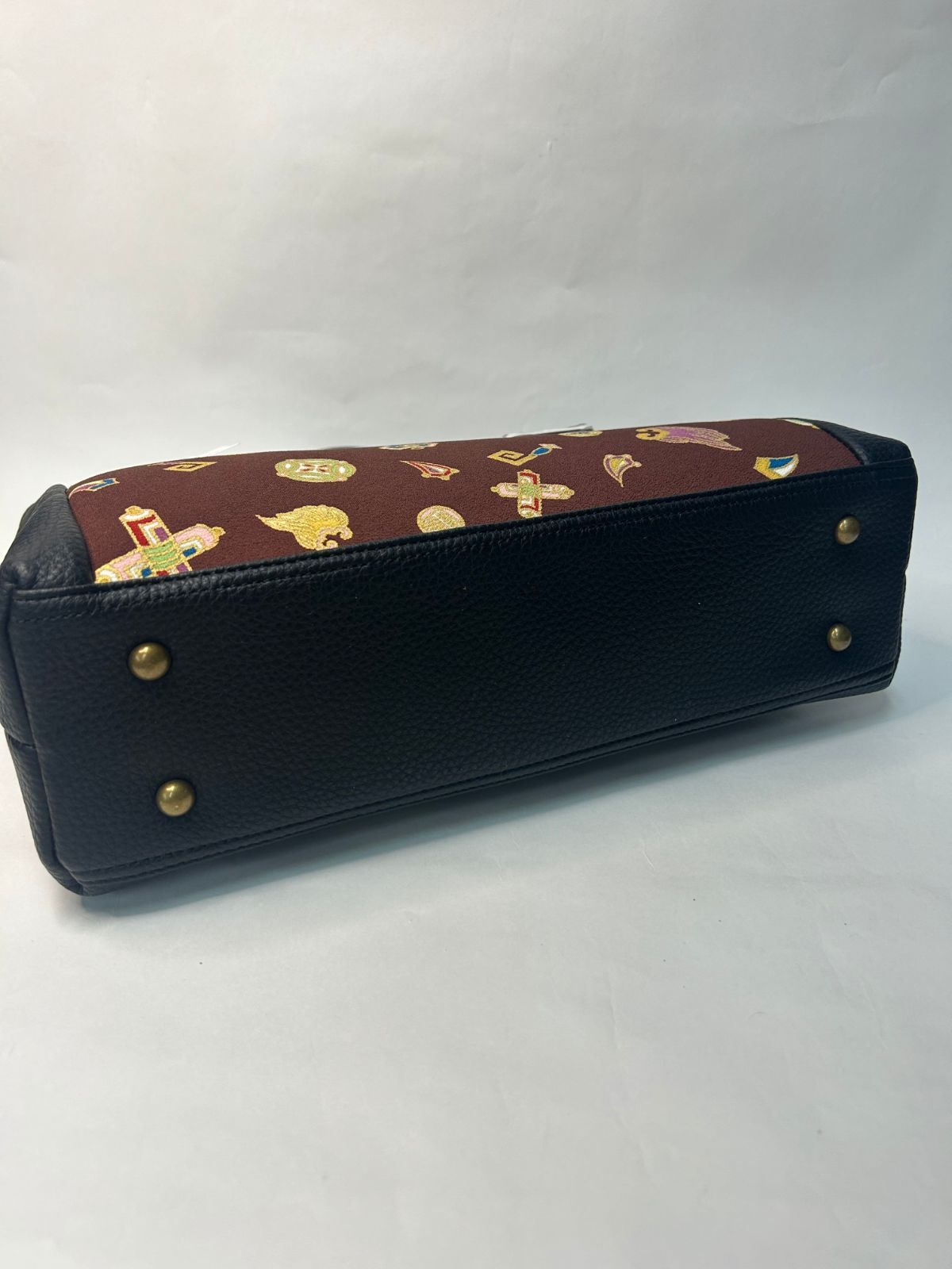 新品未使用品 岡重 吉祥文様 和装バッグ 岡重 OKAJIMA 茶 - メルカリ