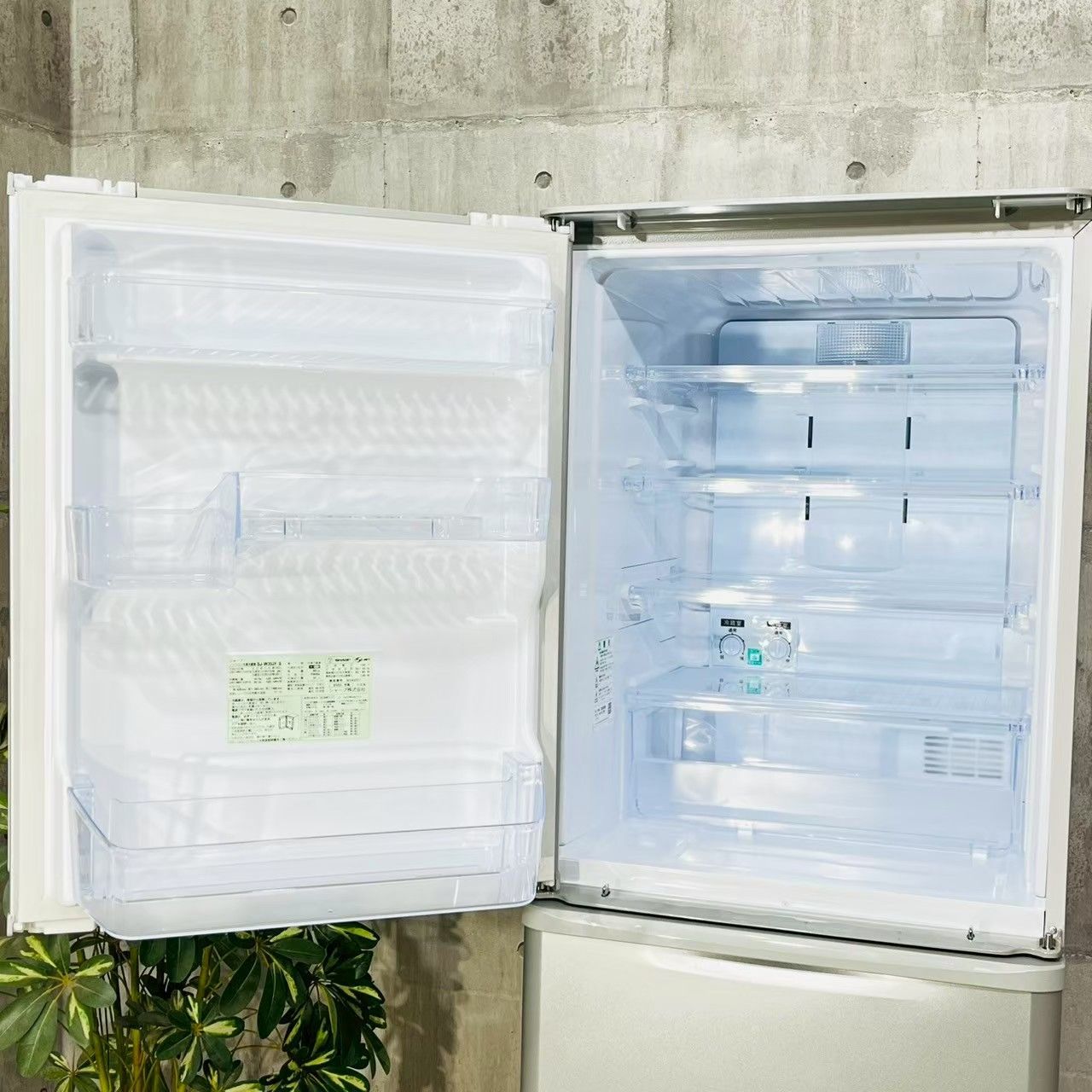 a4135 3ドア冷蔵庫