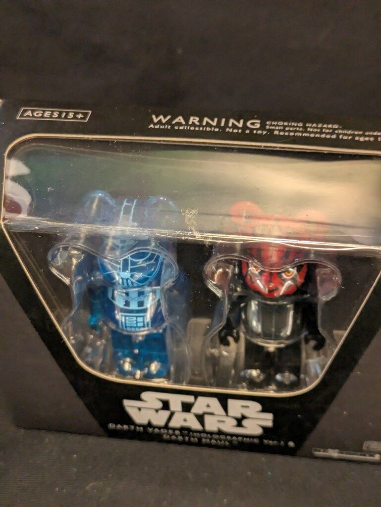 MEDICOMTOY BE@RBRICK DARTH VADER (TM) (HOLOGRAPHIC Ver