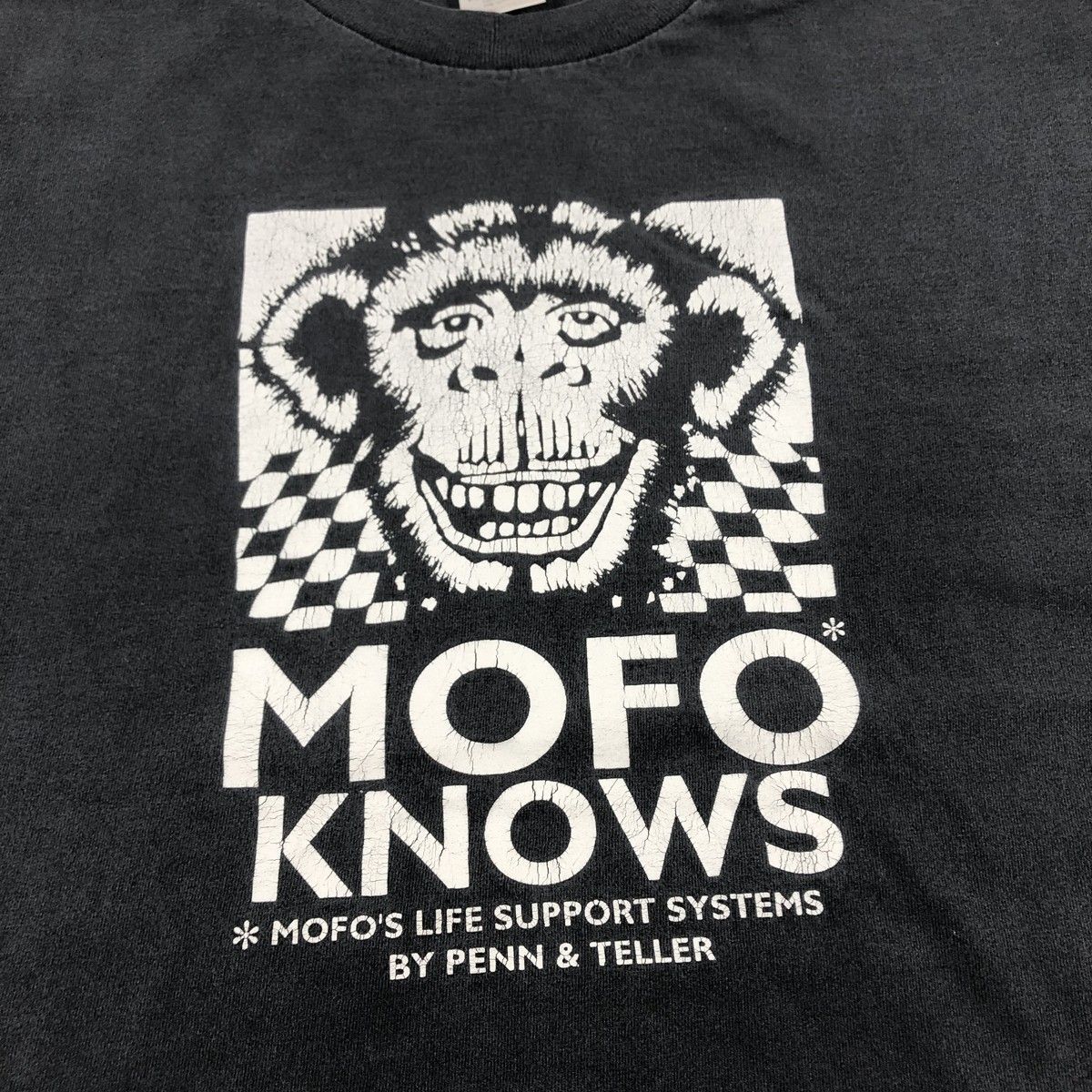 KNOWS プリントTシャツ