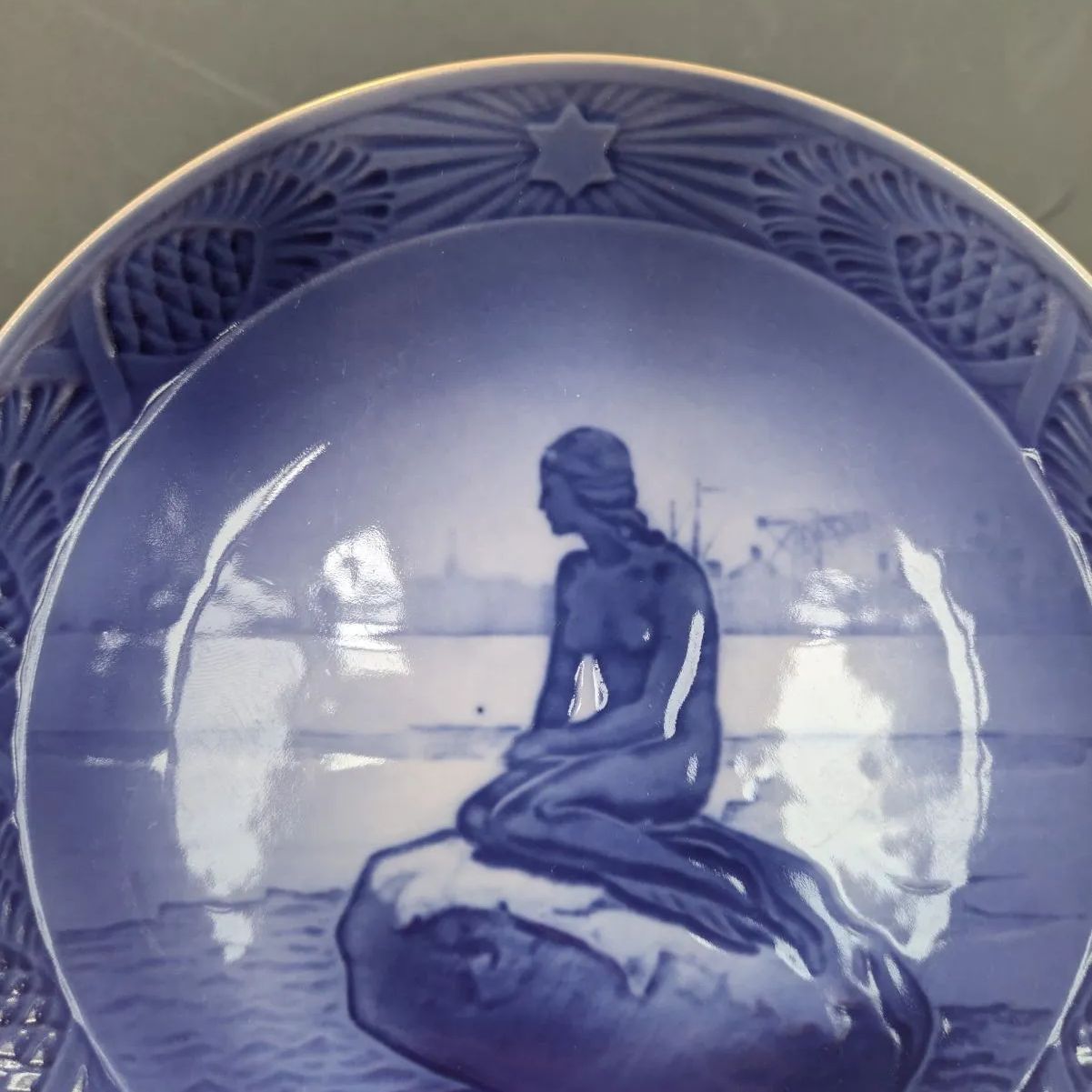 希少品 ロイヤルコペンハーゲン イヤープレート 1962年 冬の小さな人魚 1級