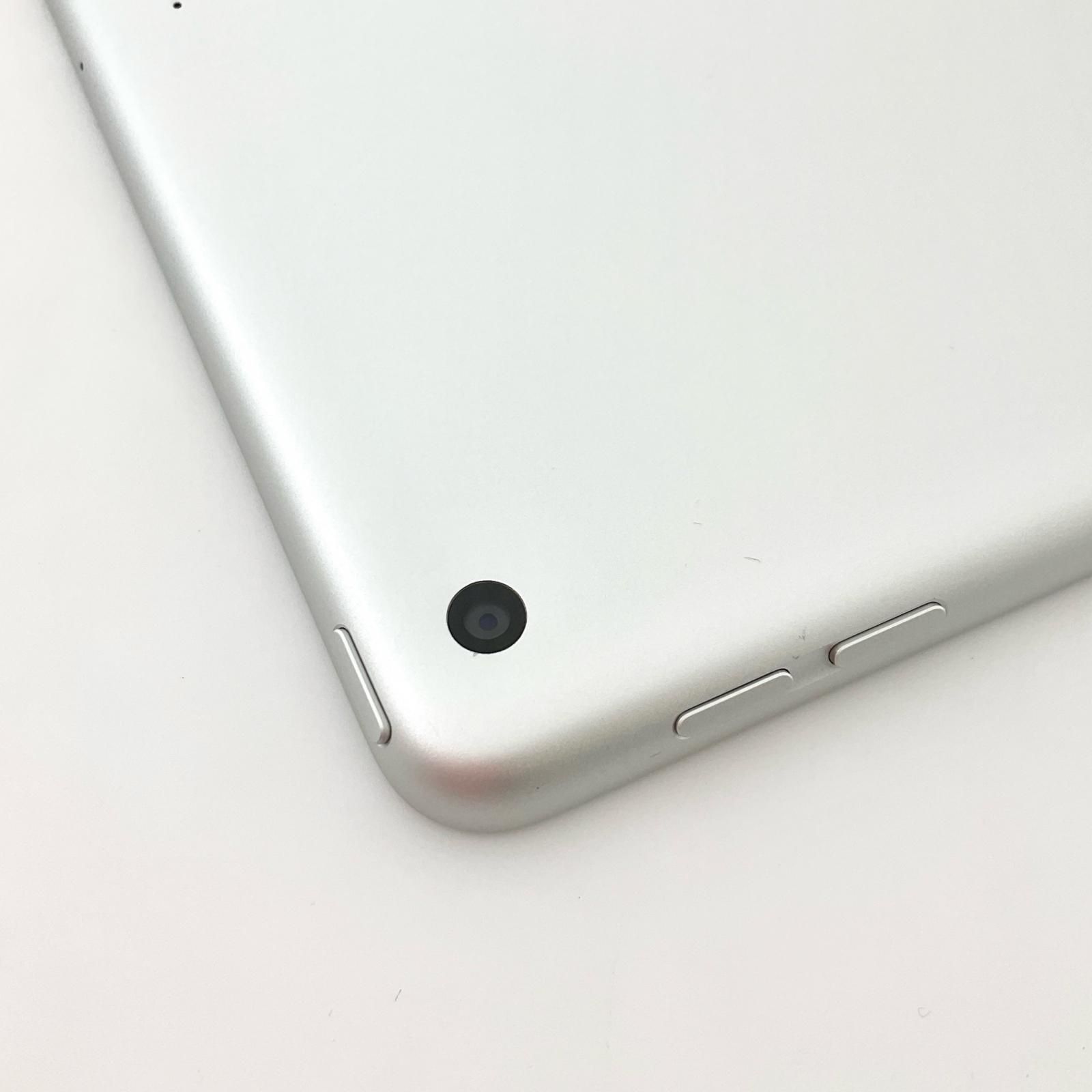 256GB シルバー