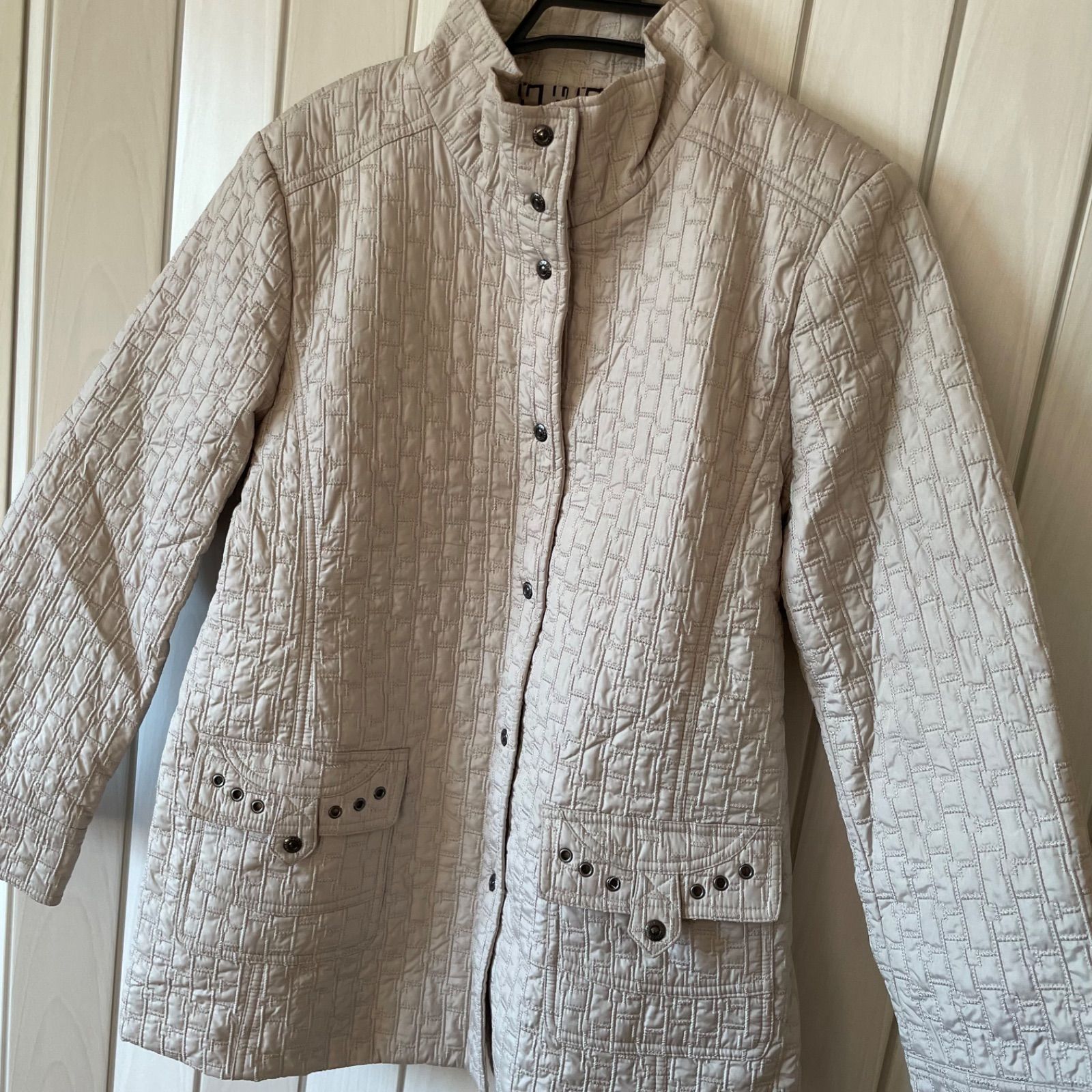 TS-106 St.ALMEIDA エレガントデザイン キルティング ジャケット Lサイズ ゆったり ドットボタン 長袖 アウター おしゃれ 上着