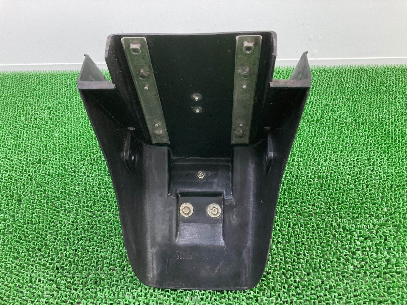 ゼファー 750 リアフェンダーテールランプ ゼファー750 リアフェンダー 35023-1544 カワサキ 純正 中古 バイク