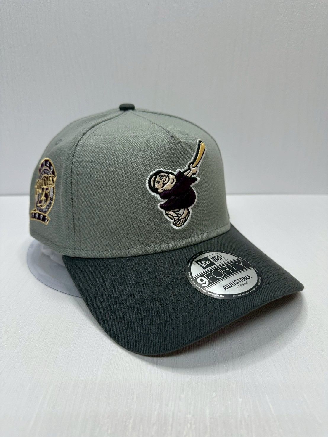 Newera サンディエゴパドレス 25thアニバーサリー 9forty A