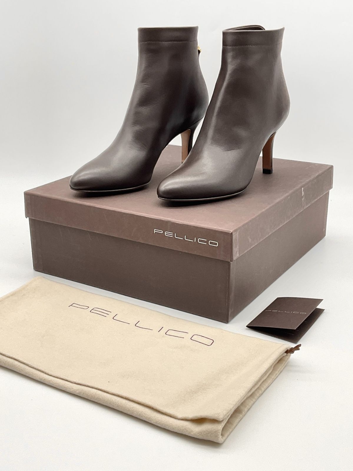 新品 PELLICO　ペリーコ 36 ブラウン ショートブーツ 新品 PELLICO ペリーコ 36.5 ブラウン ショートブーツ - メルカリ