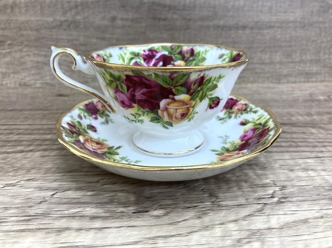ROYAL ALBERT