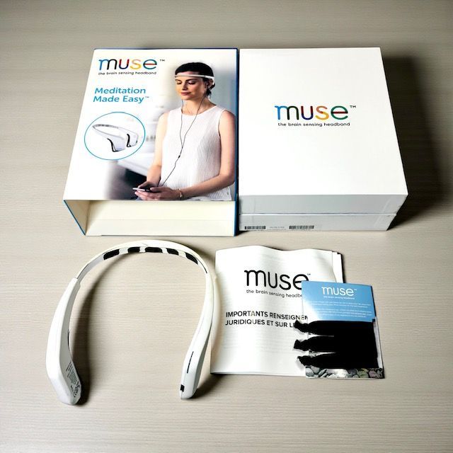 ミューズ muse 脳波計 MU-02 色 ホワイト 集中力向上 ヨガ ピラティス 瞑想に最適