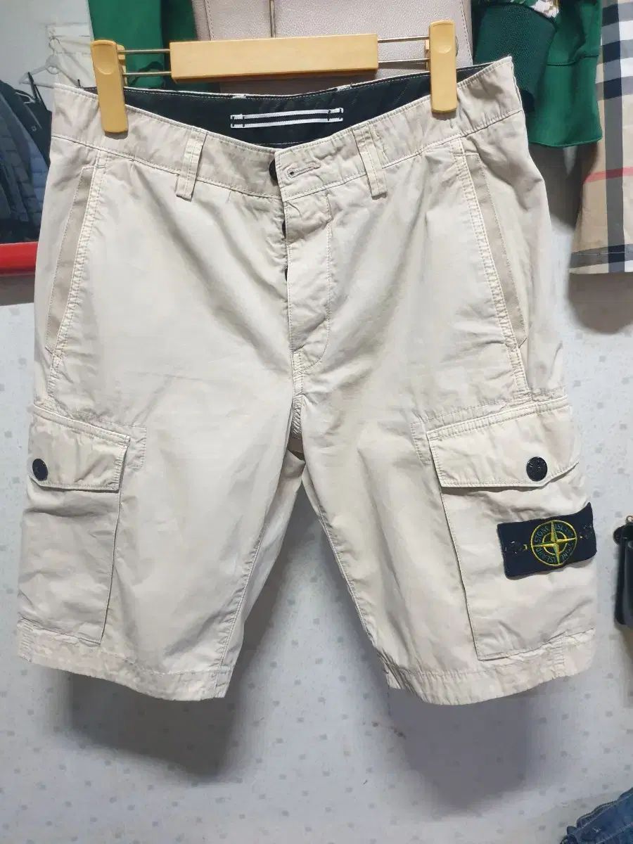 STONE ISLAND ストーンアイランド ハーフパンツ 30 ベージュ