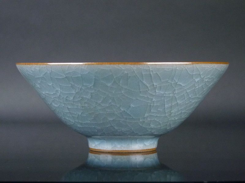 清宮】勝龍寺窯 乾伸行「氷裂青磁 茶碗」共箱 幅 約15cm 高さ 約